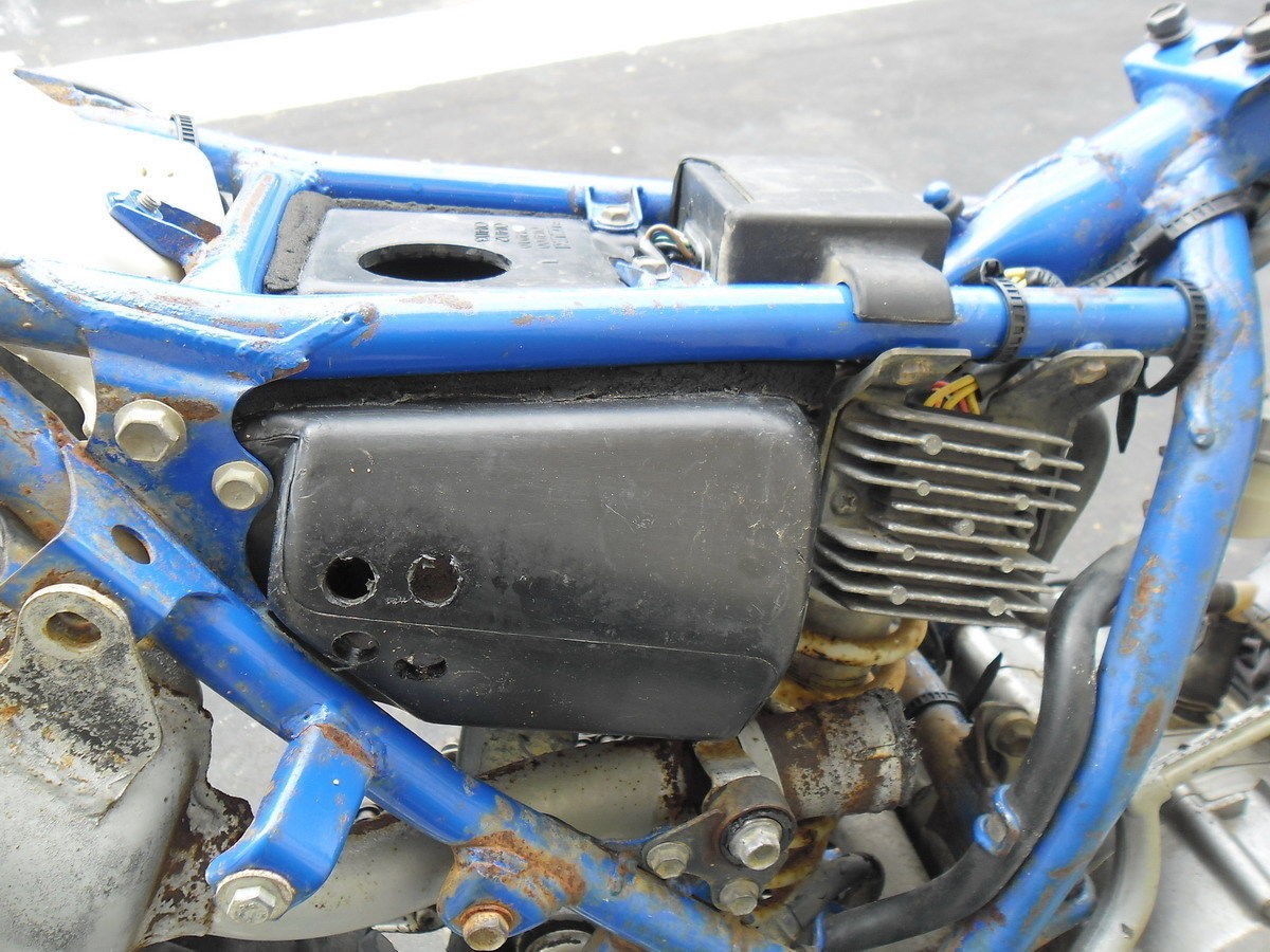 Suzuki DR250 DR 250 S 1991 91 Airbox