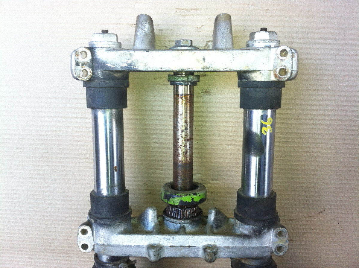 Kawasaki KDX175 KDX 175 1980-1982 80 81 82 Triple Clamps Steering Stem Tree