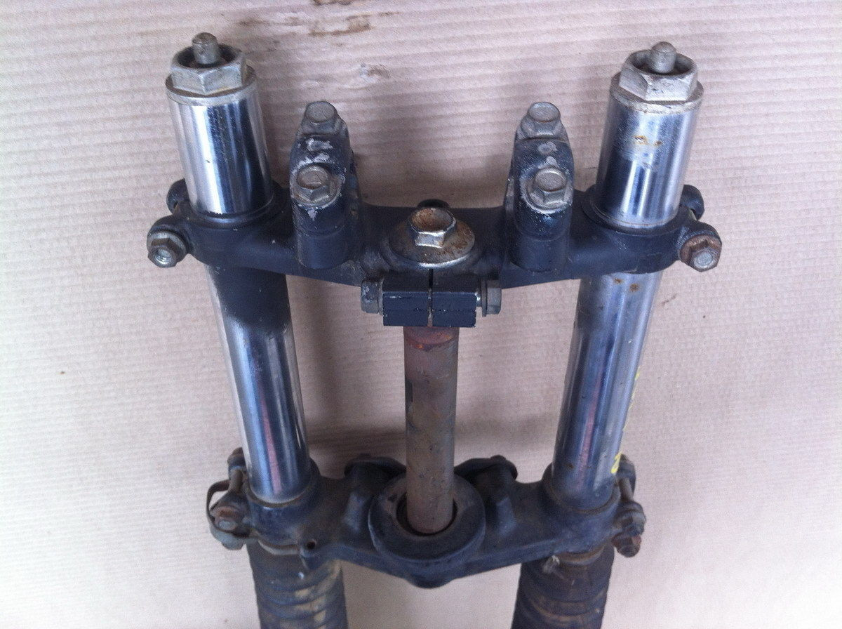 Kawasaki KL250 KL 250 Triple Clamps Steering Stem Tree