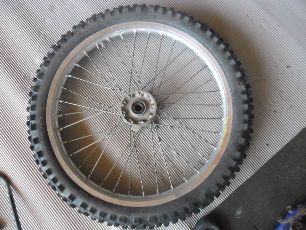 Front Wheel Hub Spokes Rim for Yamaha YZF426 YZ426 426F YZF 01 02