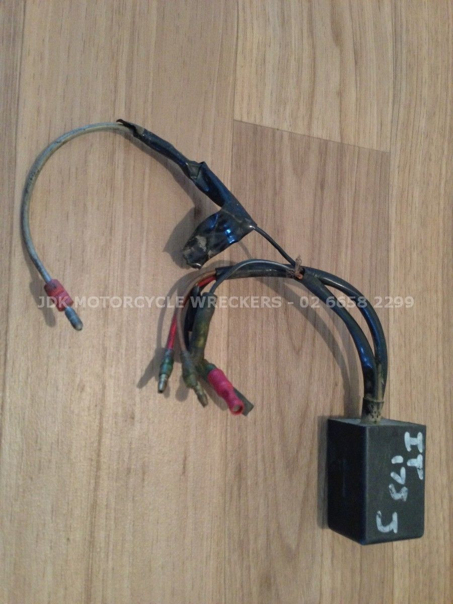 Yamaha IT175 IT 175 1982 82 J Mitsubishi CDI Unit Ignition Black Box