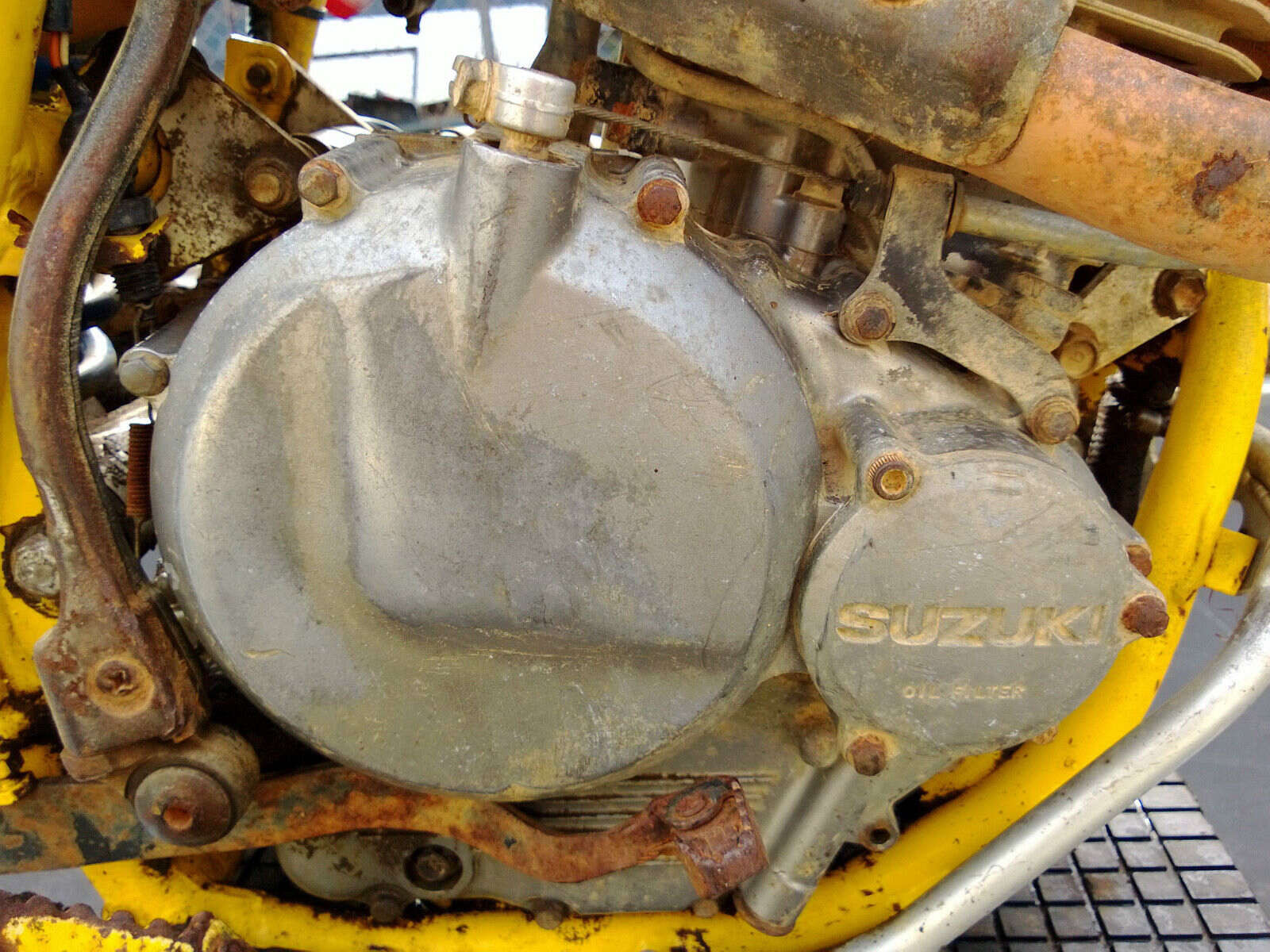 Engine Clutch Cover suit Suzuki DR250 DR 250 S 1990 90