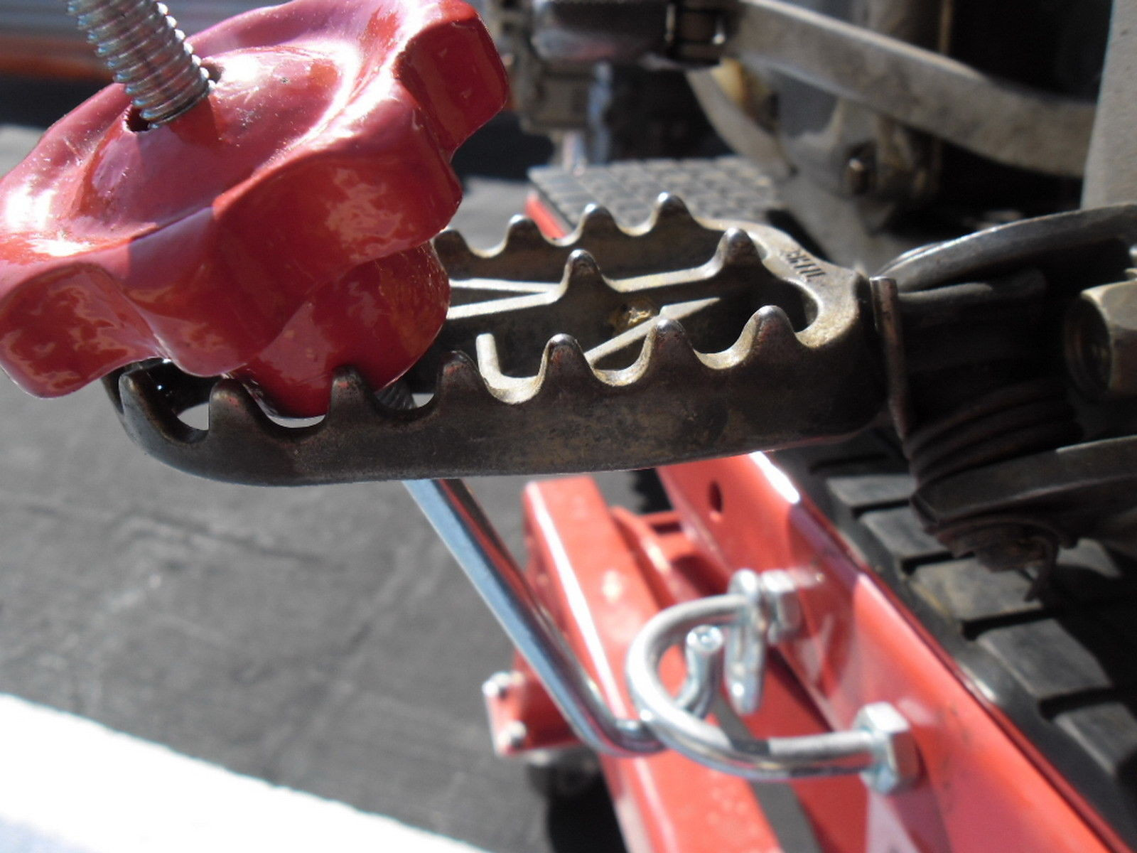 Footpegs Foot Pegs Rests for Suzuki RMZ250 RMZ 250 2011