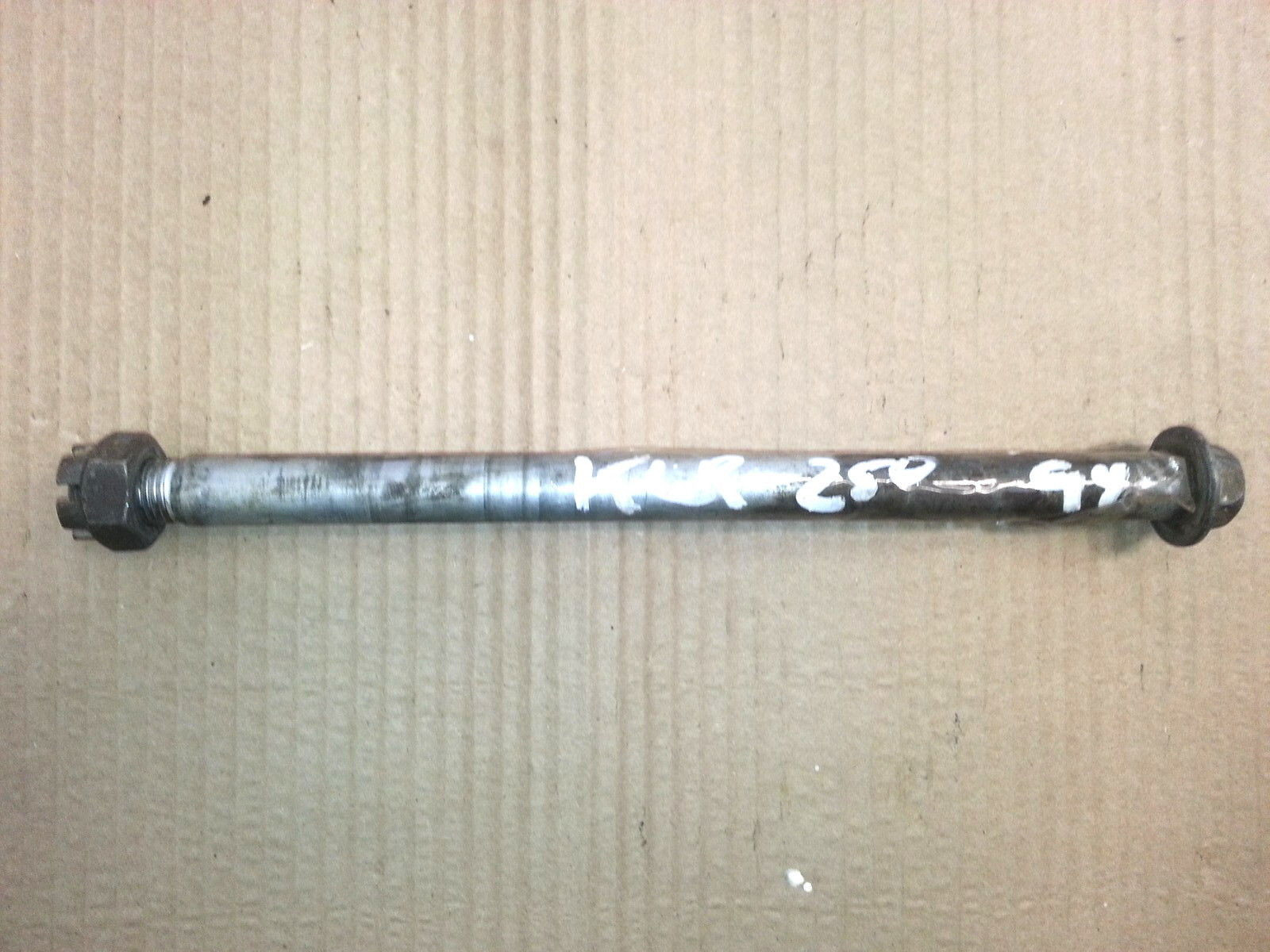 Front Axle spindle shaft to suit Kawasaki KLR250 KLR 250 1994