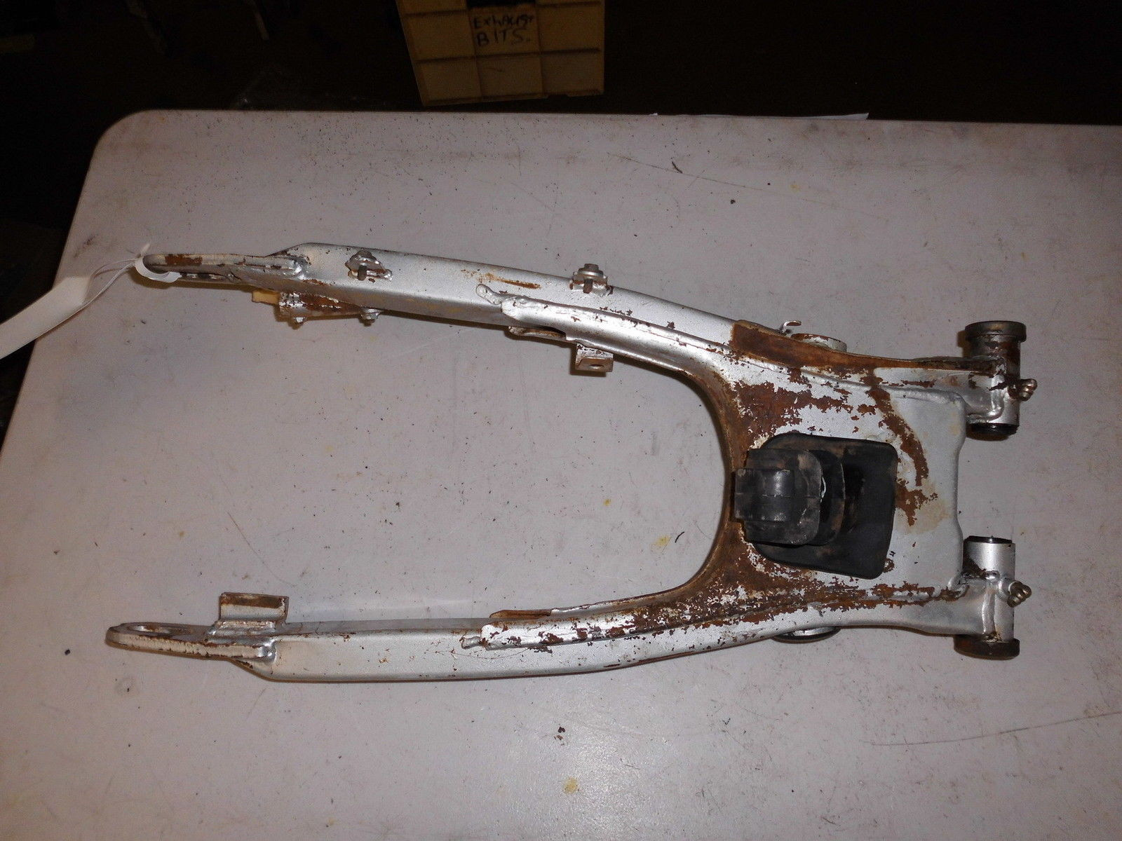 Swingarm Rear Suspension Swing Arm for Yamaha XT225 XT 225 1997 light rust