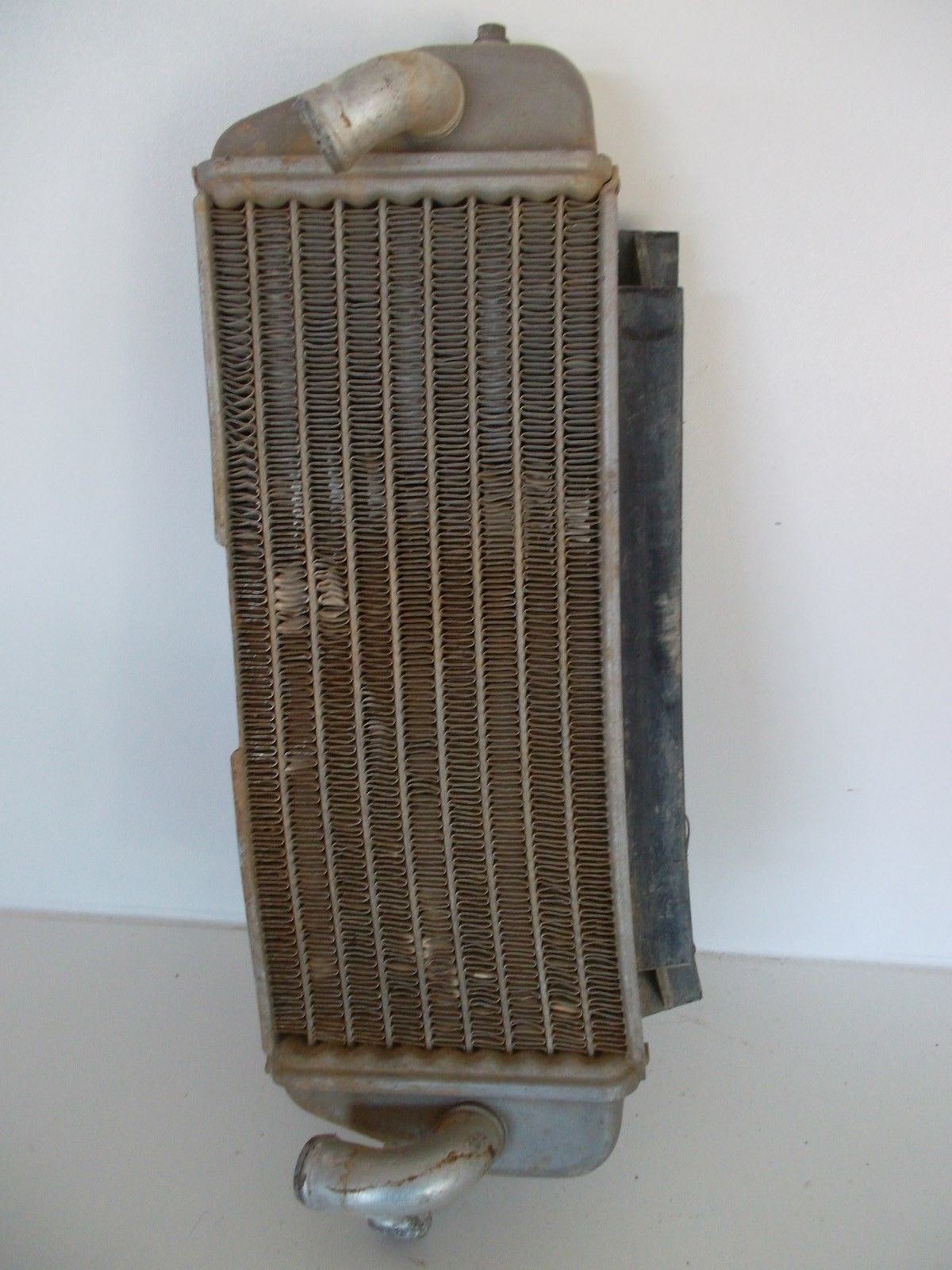 00 KTM 300EXC Right Radiator Rad Cooling KTM 200 EXC 2000 P/N 50335007100