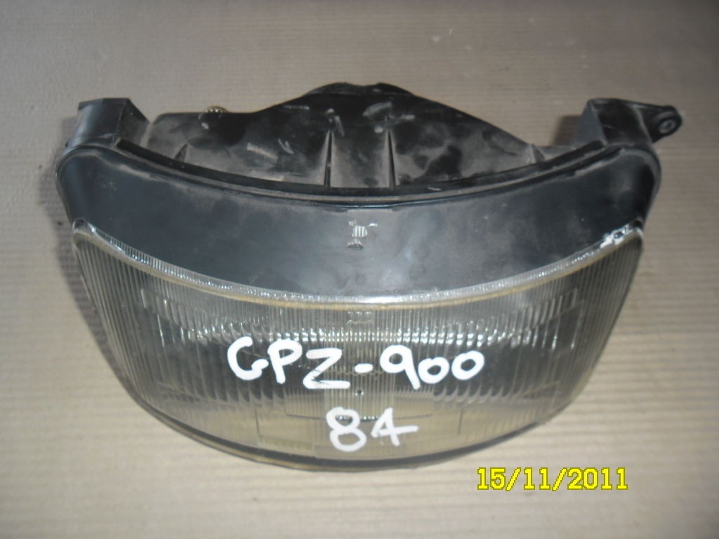 Kawasaki GPZ900 ? Honda VF ? Yamha ? Suzuki ??? Headlight Head Light Lamp