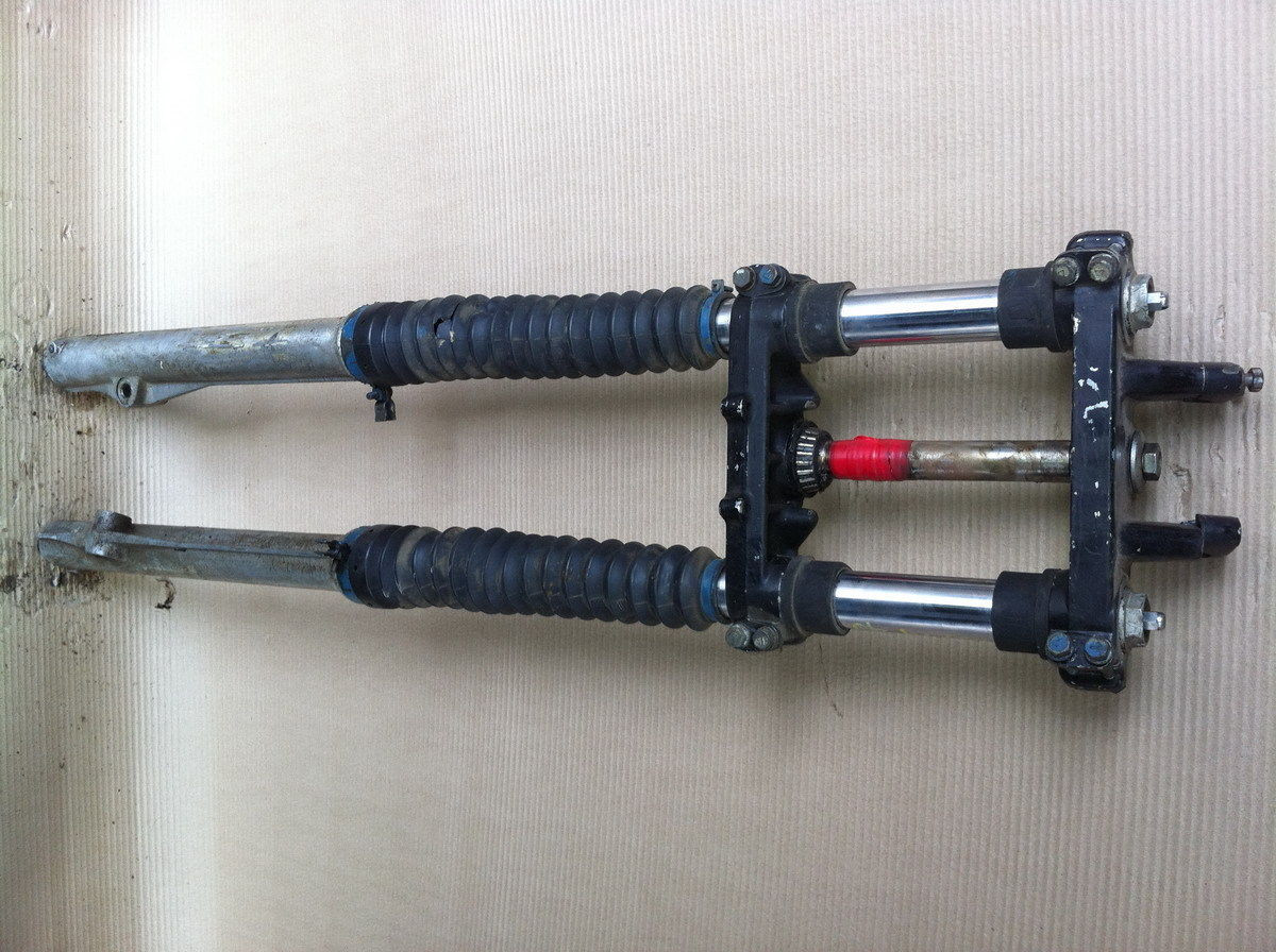 Kawasaki KDX175 KDX 175 1981 81? Front Suspension Forks