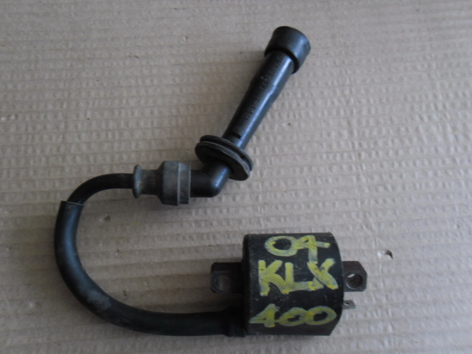 Ignition Coil Spark plug lead For Kawasaki KLX 400  KLX400 2004