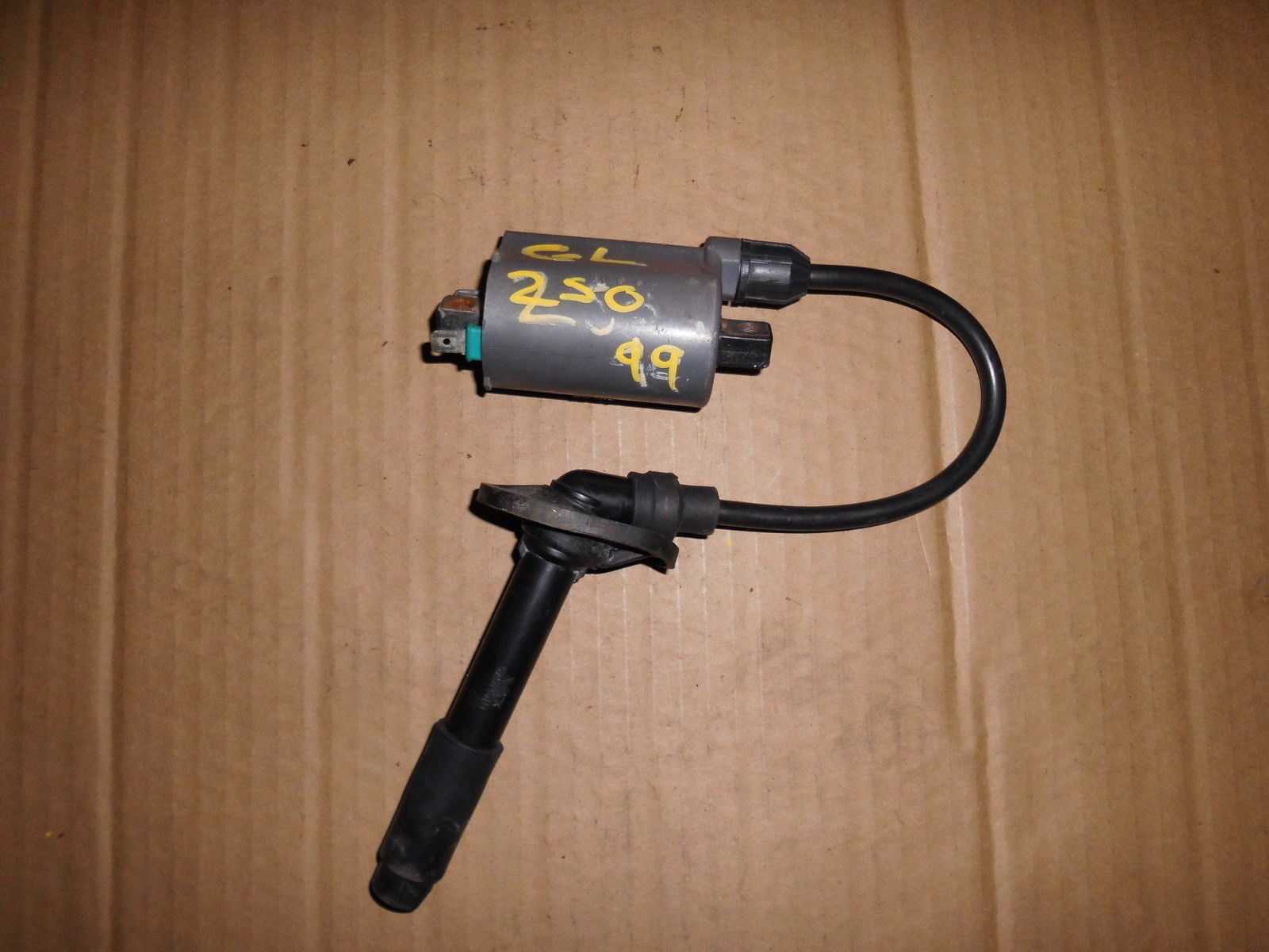 Ignition Coil high tension lead for Road Kawasaki GL250 GL 250 1999 KP03