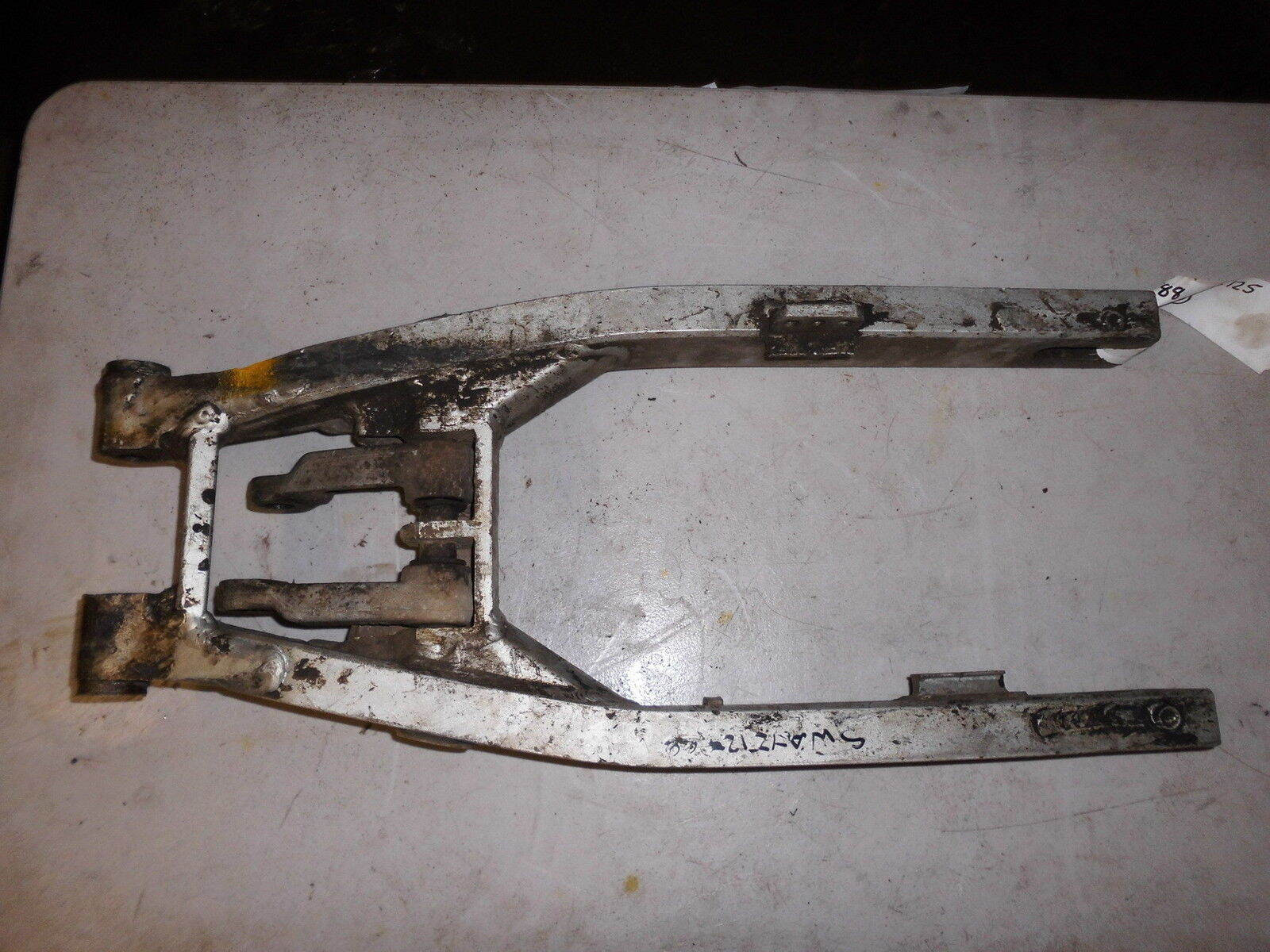Swingarm Rear Suspension Swing Arm for Yamaha YZ125 YZ 125 1988 good