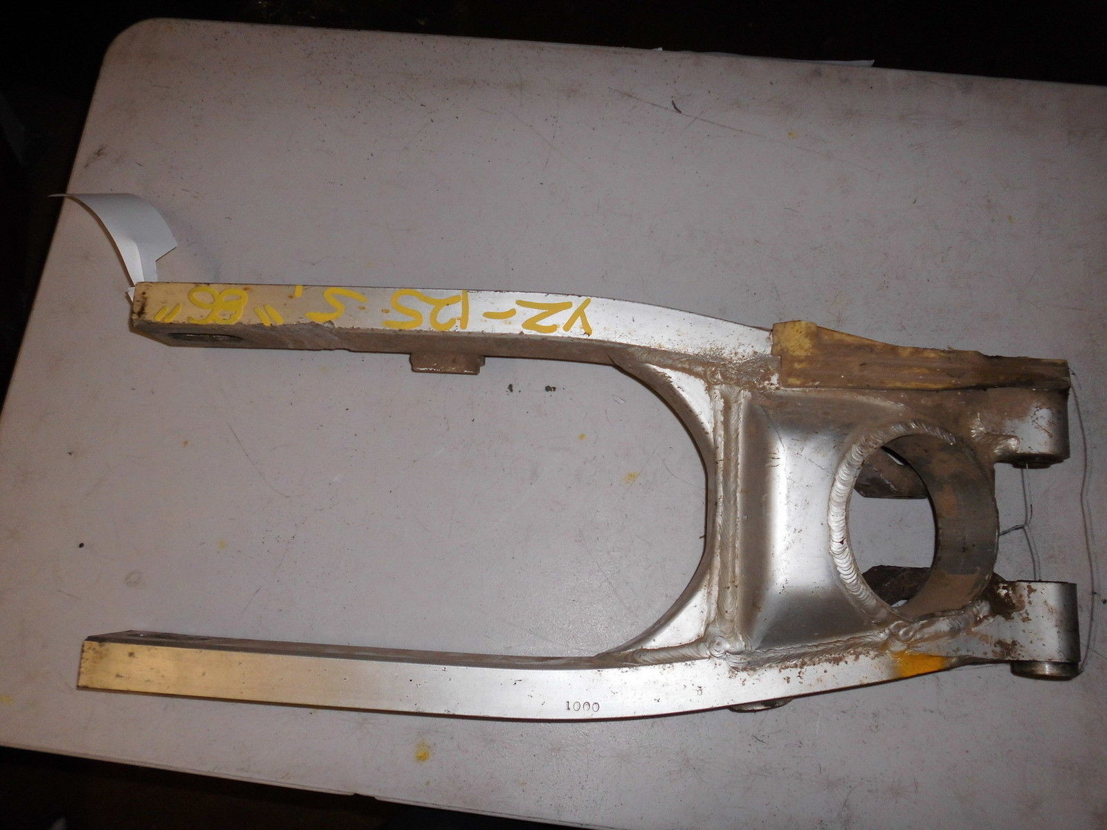 Swingarm Rear Suspension Swing Arm for Yamaha YZ125 YZ 125 fair condition