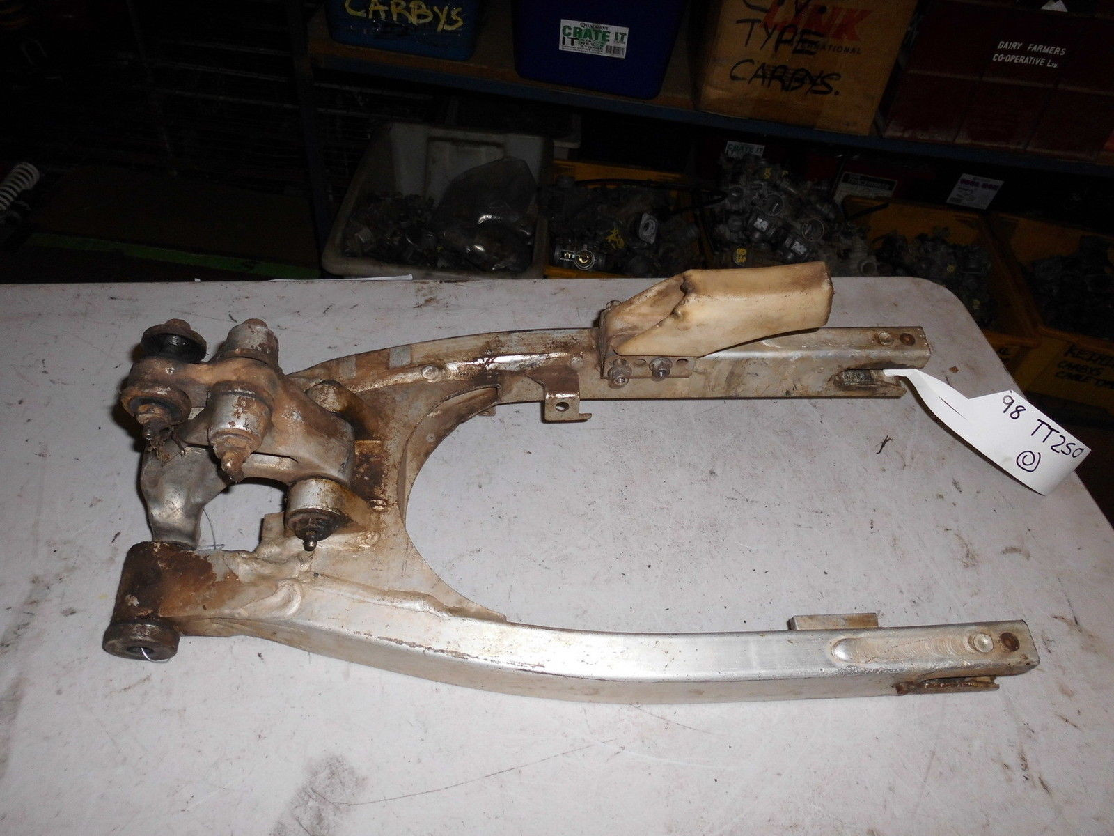 Swingarm Rear Suspension Swing Arm for Yamaha TT250 TT 250 1998 good