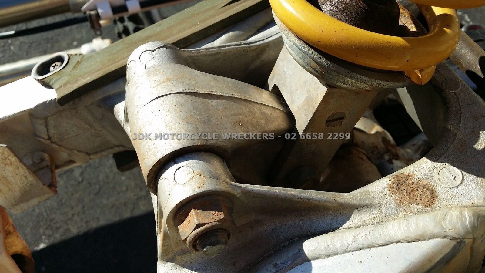 Swingarm Linkages off a Honda XR400R XR 400 R 2005