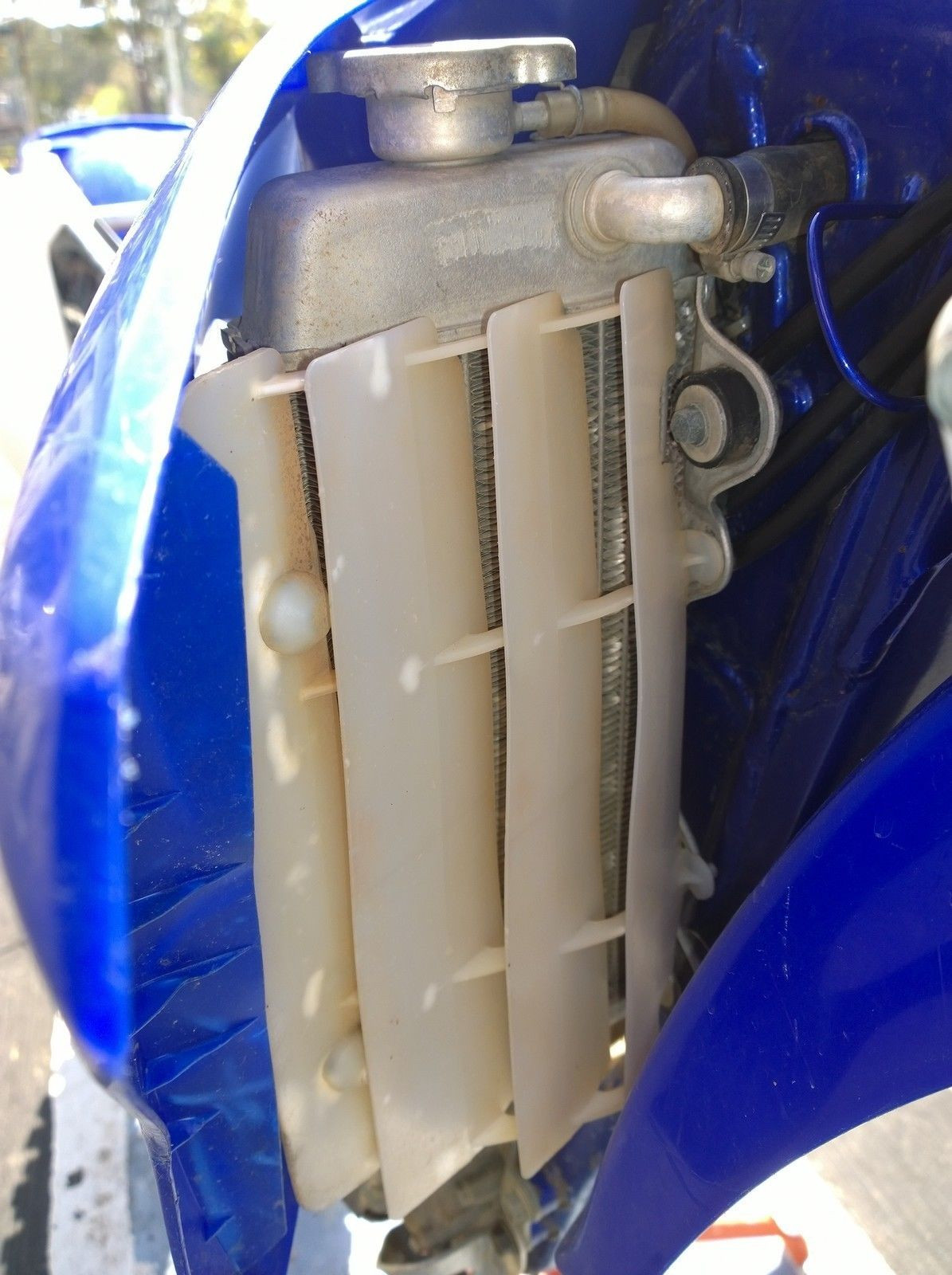 Right Radiator for Yamaha YZ450F YZ 450 F YZF 2005 05