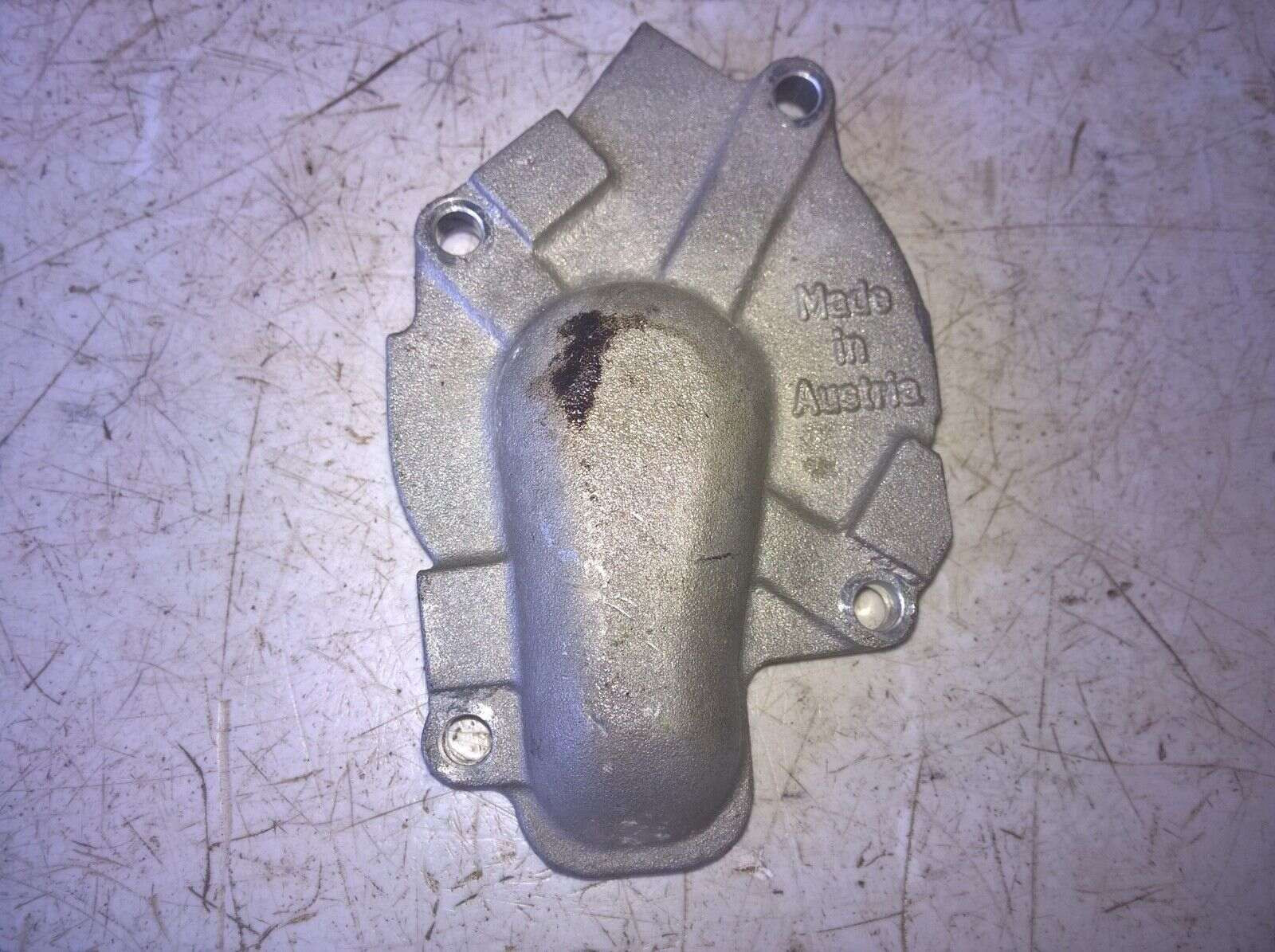 Water Pump Cover for KTM 520EXC 520 EXC 2001 01