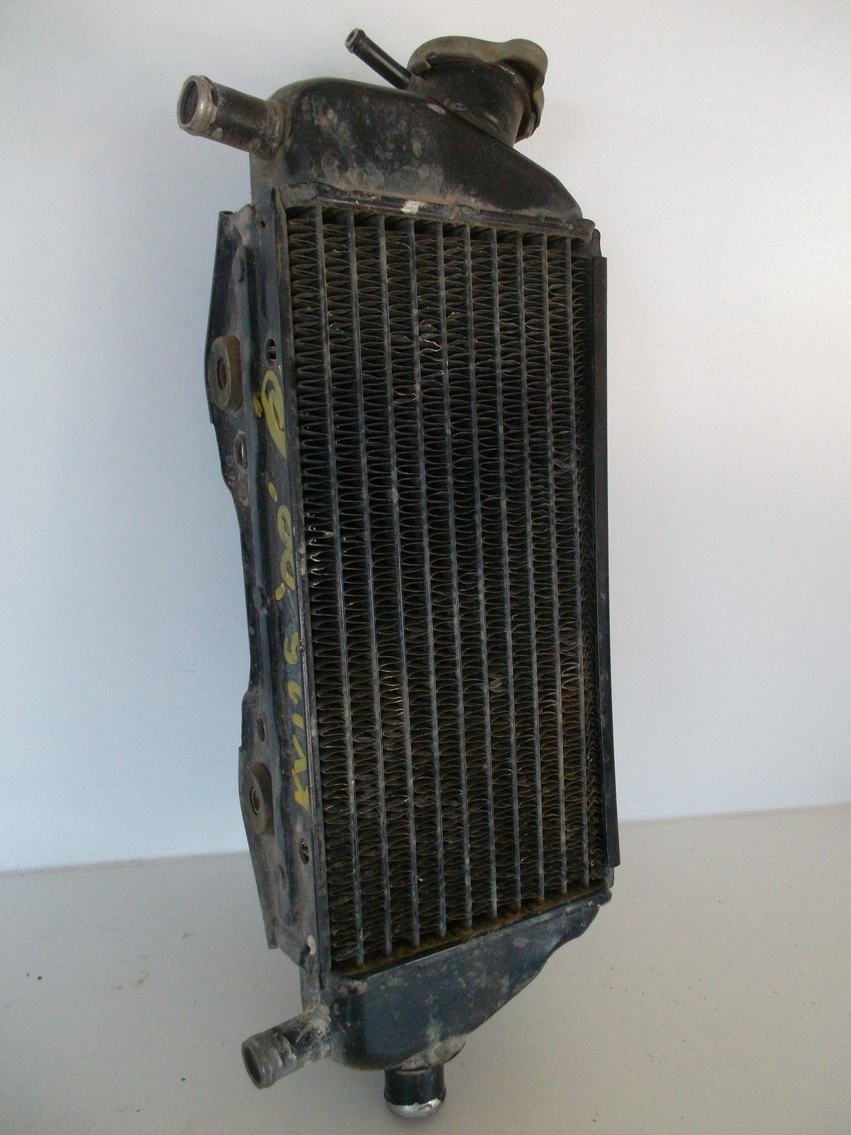 00 KAWASAKI KX125 Right Radiator Rad Cooling KX 125 2000 00-08 P/N 39061-0013