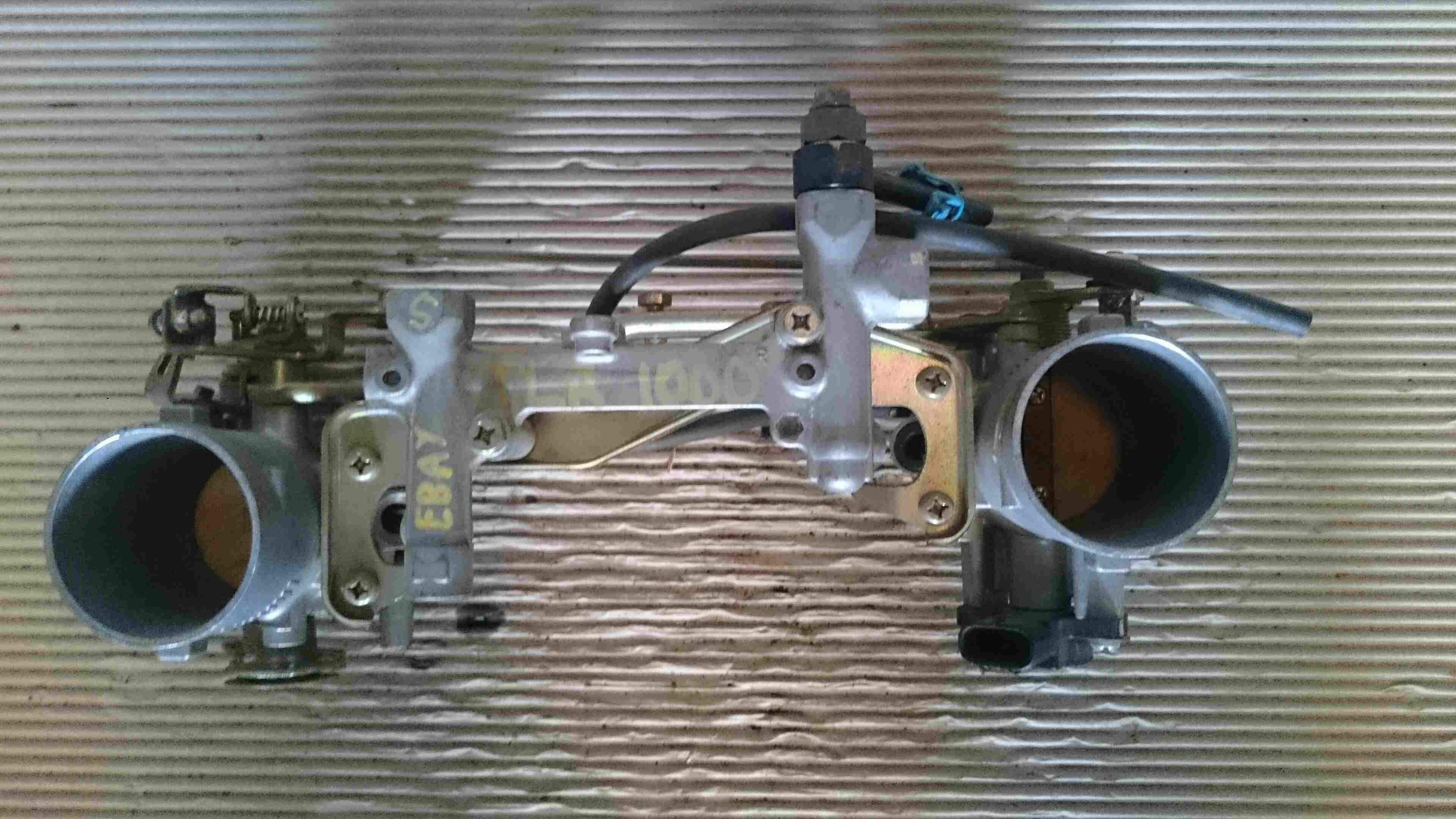 Suzuki TLR1000 Carburetors Carbies Carb TLR 1000 Double