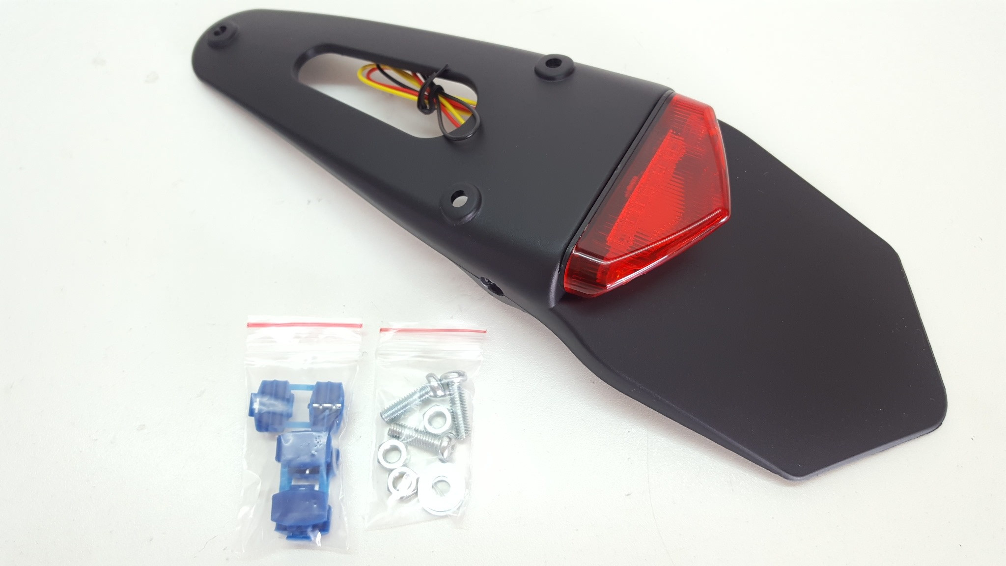 Universal Enduro Number Plate Brake Tail Light LED Holder Rego Tidy Rear New TL109