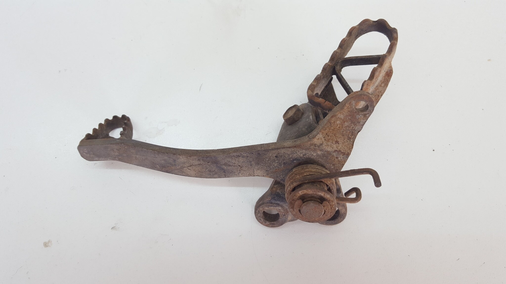 Right Brake Foot Peg + Bracket Yamaha YZ125 1981 YZ 125 H J 81-82 Pedal Assembly #2
