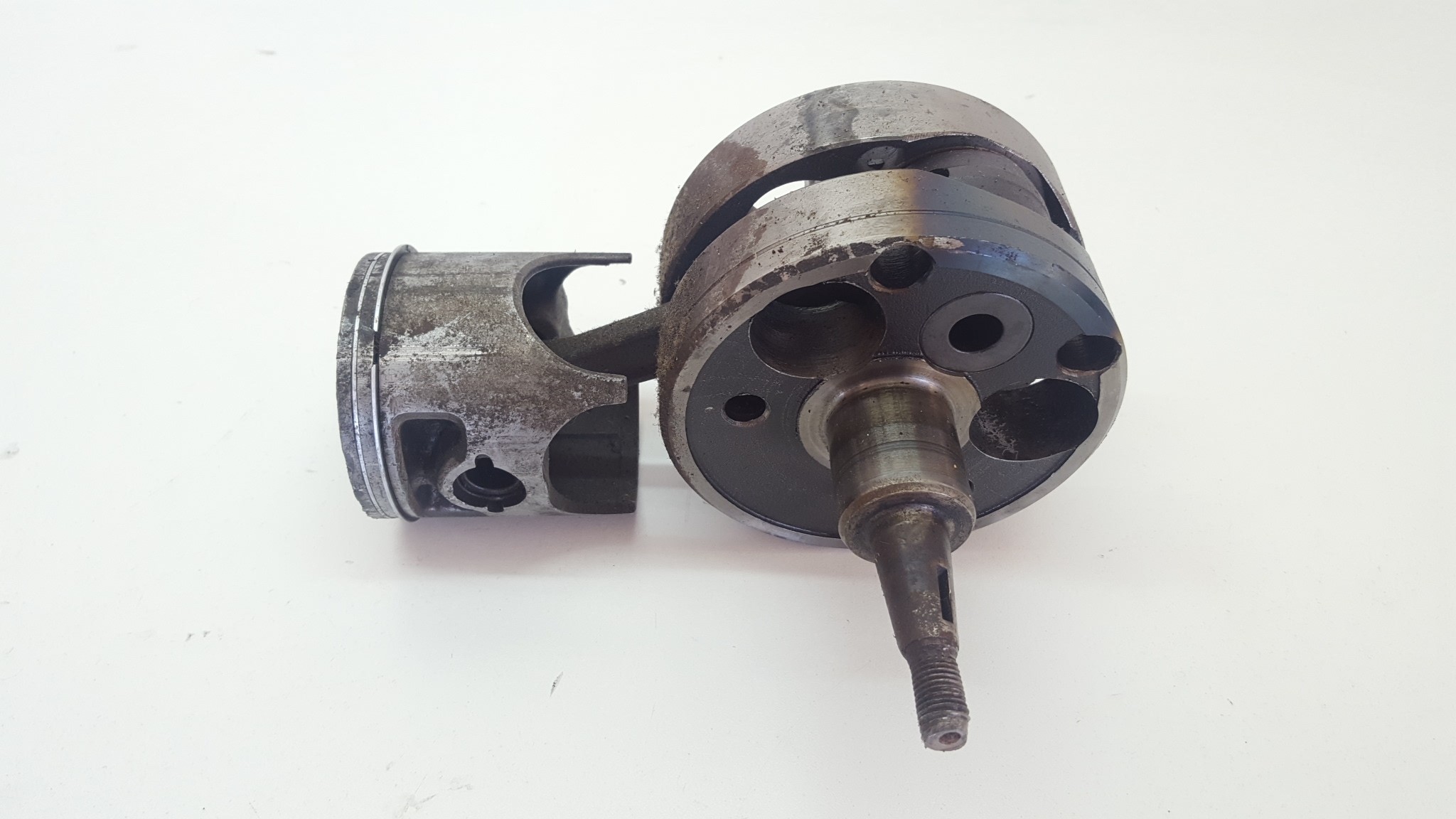 Crankshaft Yamaha YZ250 K 1983 YZ WR 250 83 Thread Damaged