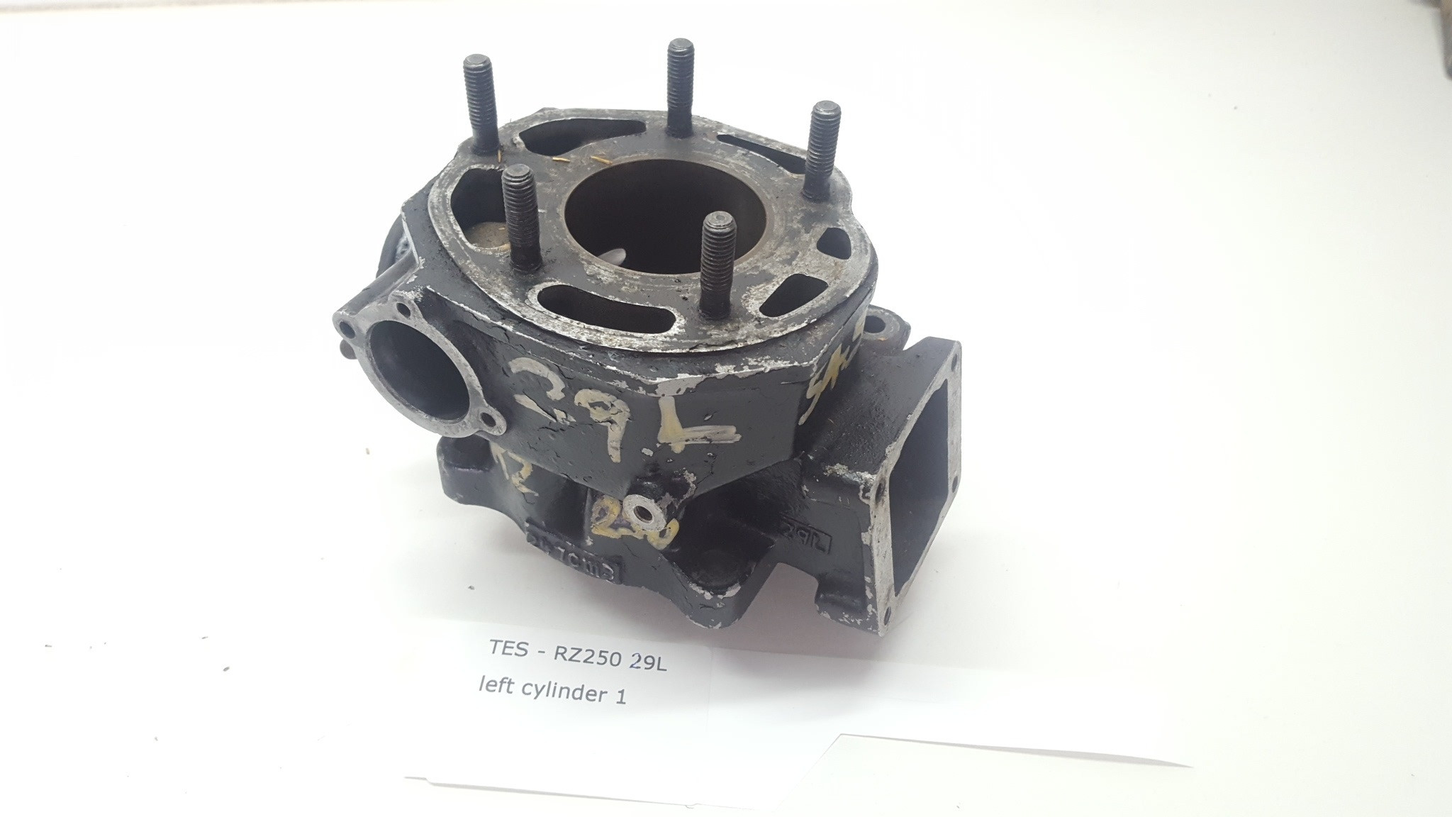 Left Cylinder Barrel Yamaha RZ250 RD250 RD 250 29L Jug Pot Bore