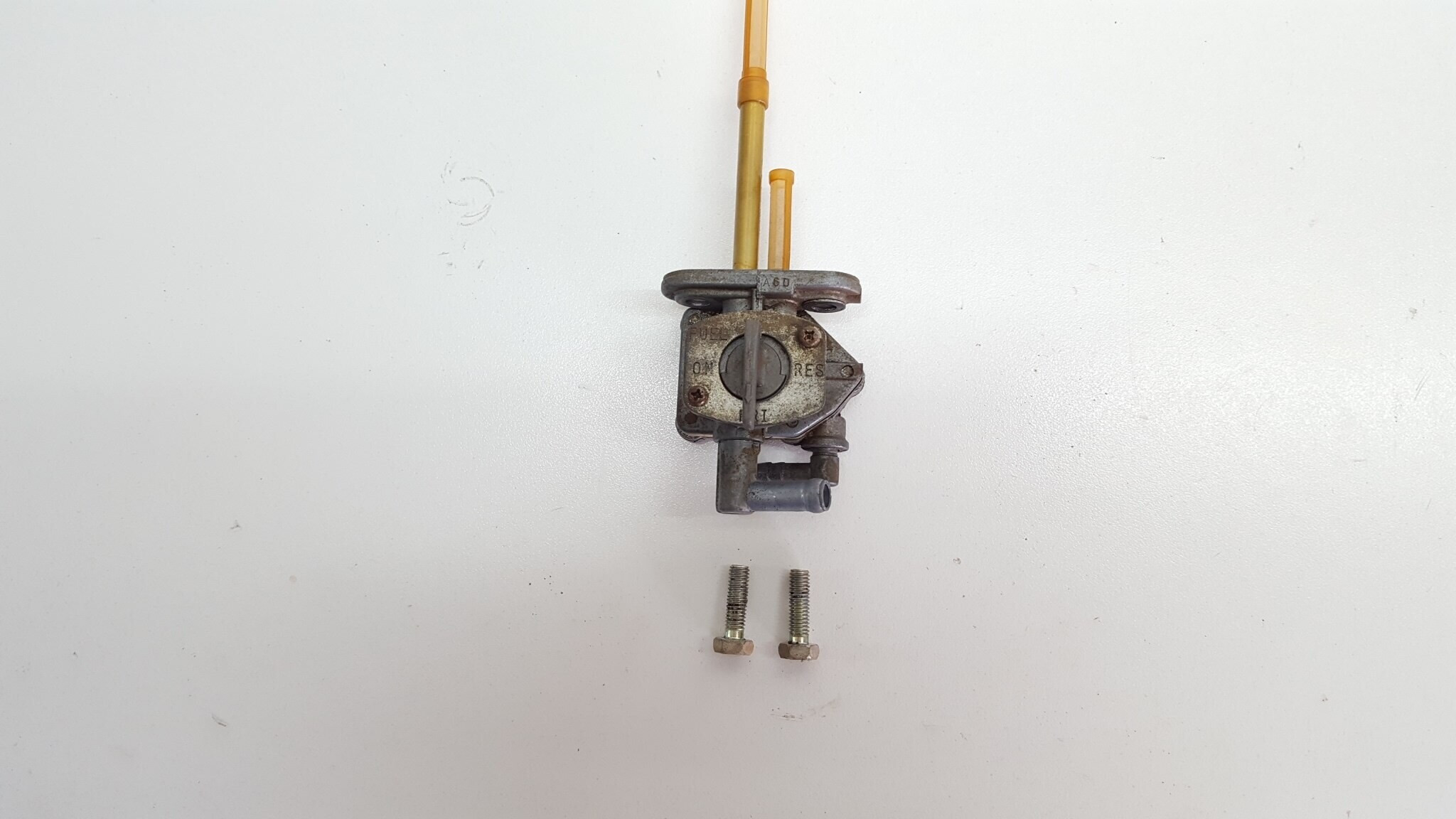 Suzuki DR650 2009 Blue Fuel Petrol Gas Tank Tap Cock Assembly 96-18 DR 650 SE