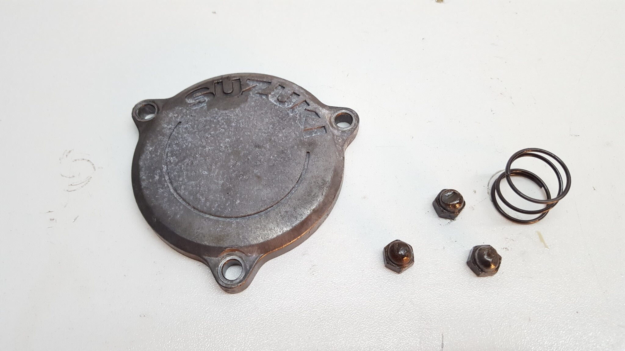 Oil Filter Cap Suzuki DR600S 1985 DR DRZ 600 250 S 84-18