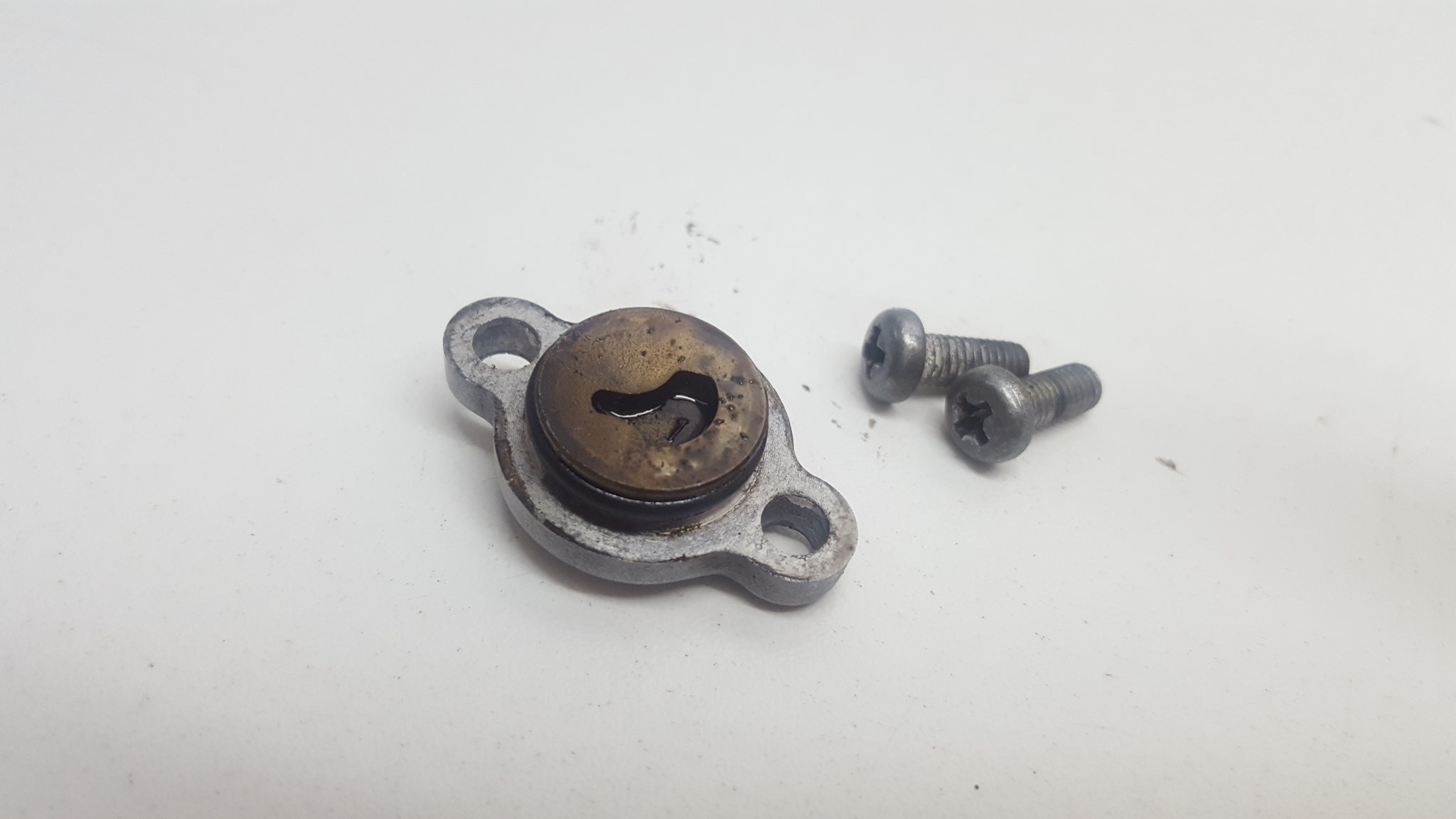 Right Exhaust Power Valve Cover Holder Yamaha YZ250 2007 T2 99-20 #673