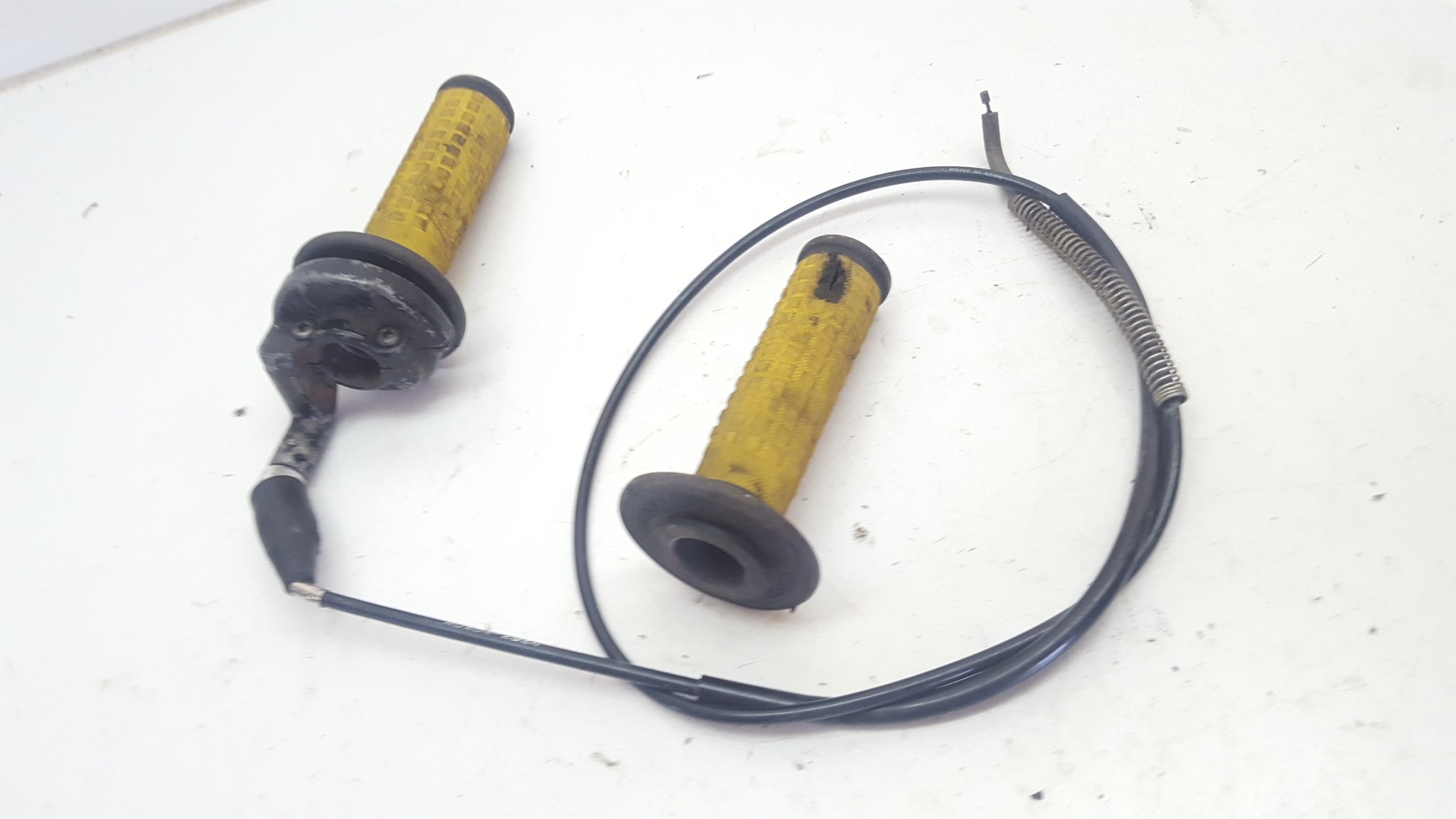 Throttle Assembly Twist Grip Cable Case Suzuki RM125 1994  #679