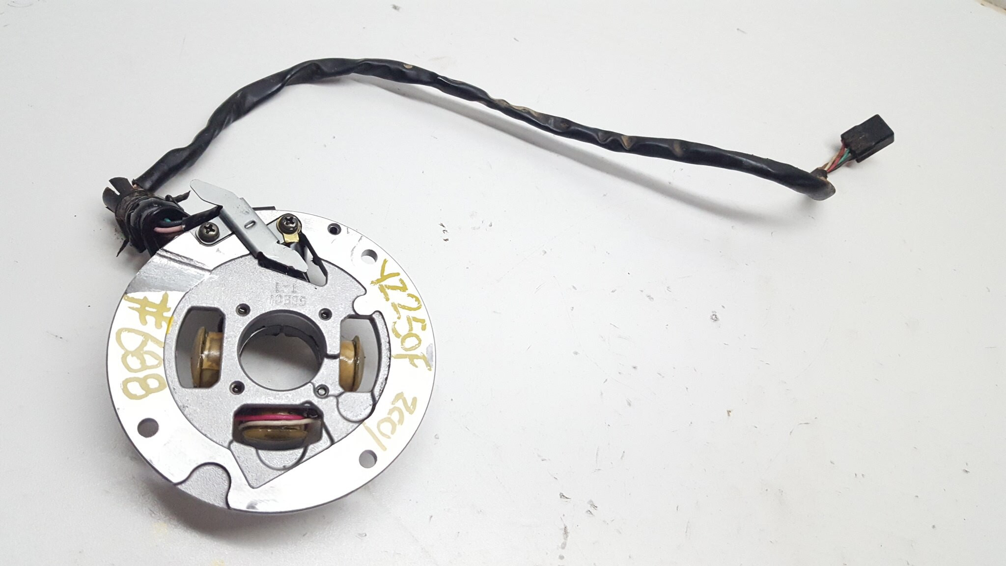 Stator Generator Yamaha YZ250F 2001 98-01 YZ400 YZ426 #688