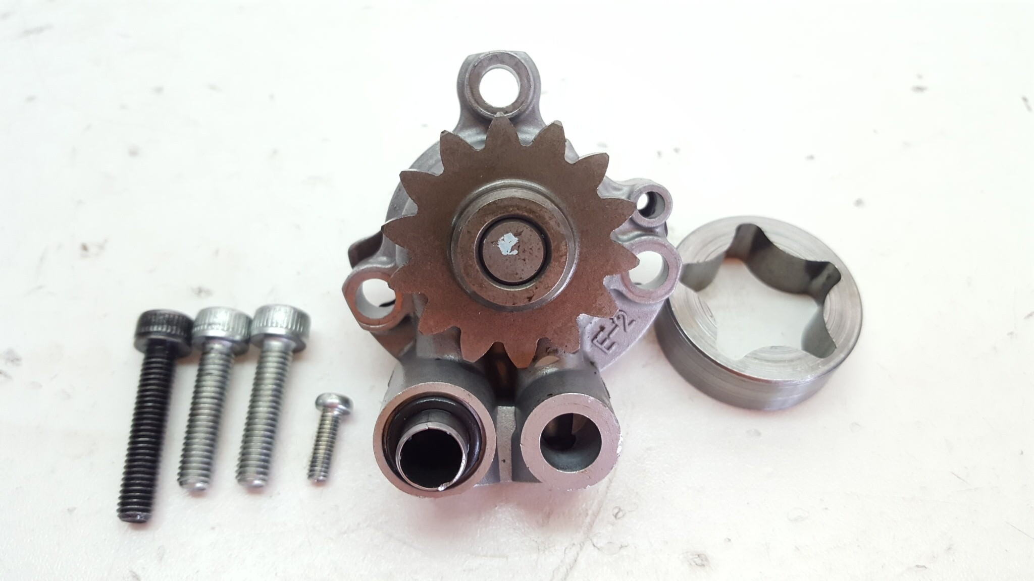 Oil Pump Yamaha YZ250F 2011 WR250F 2001-2013