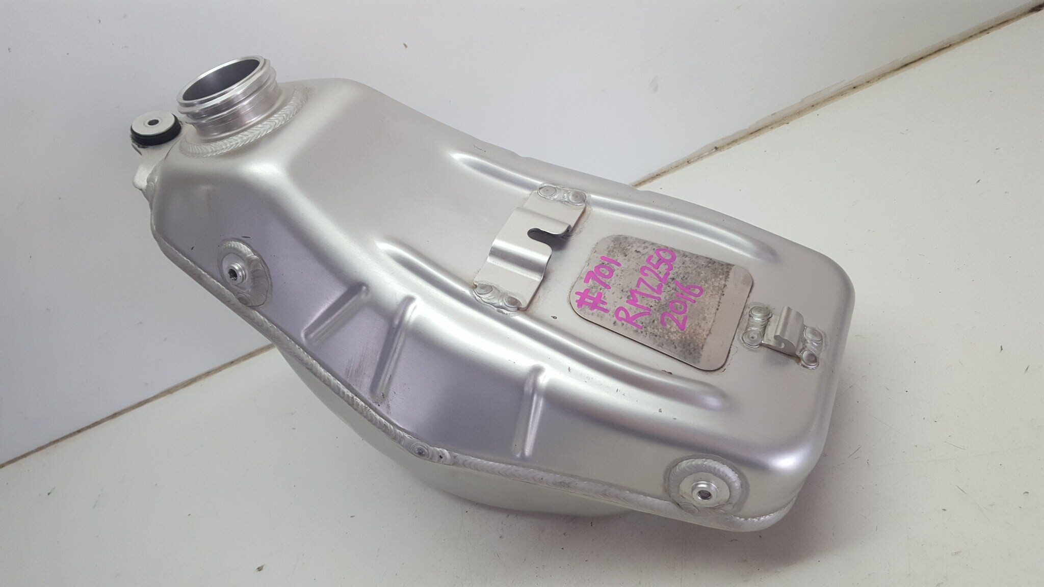 Fuel Tank Suzuki RMZ 250 2016 10-18 #701