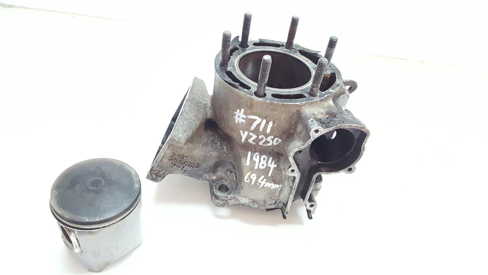 Cylinder Barrel Yamaha YZ 250 L 1984 YZ250L #711