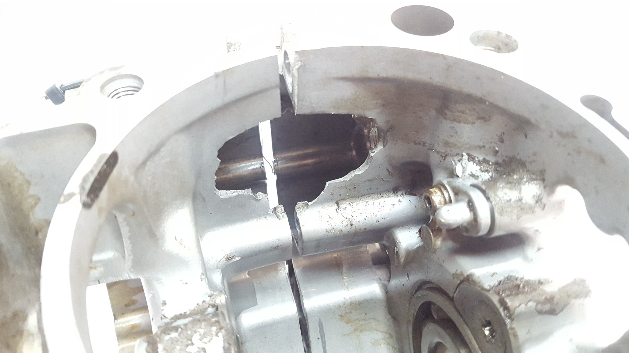 Crankcase Damaged Yamaha YZ450F 2012 10-13 #710