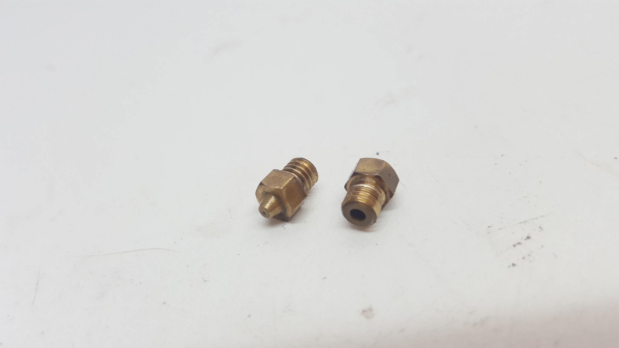 Cylinder Head Oil Jets 1 KTM 250 EXC-F 2007 + Other Models #718