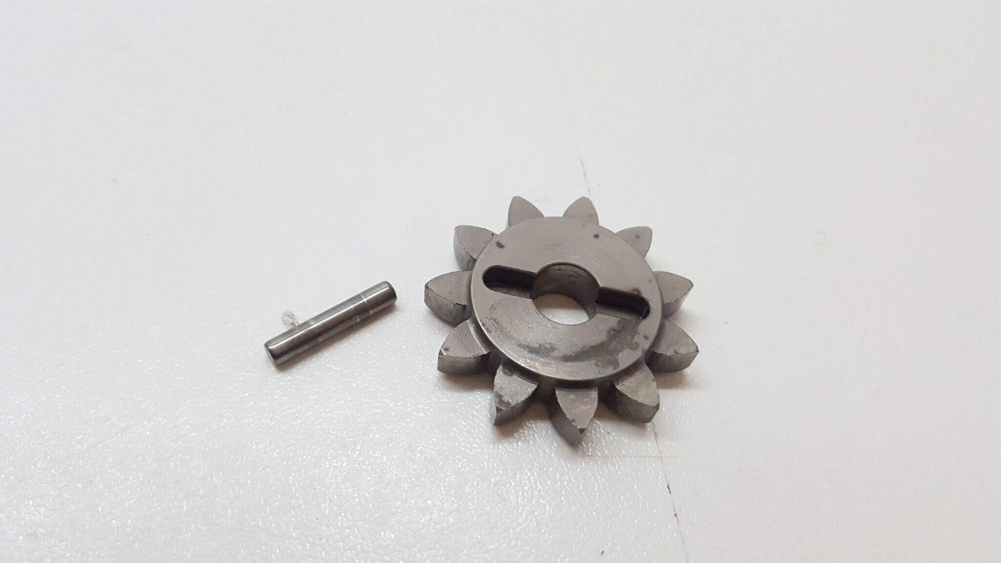 Oil Pump Shaft Gear Husqvarna TE 450 2010 08-10 510 #733