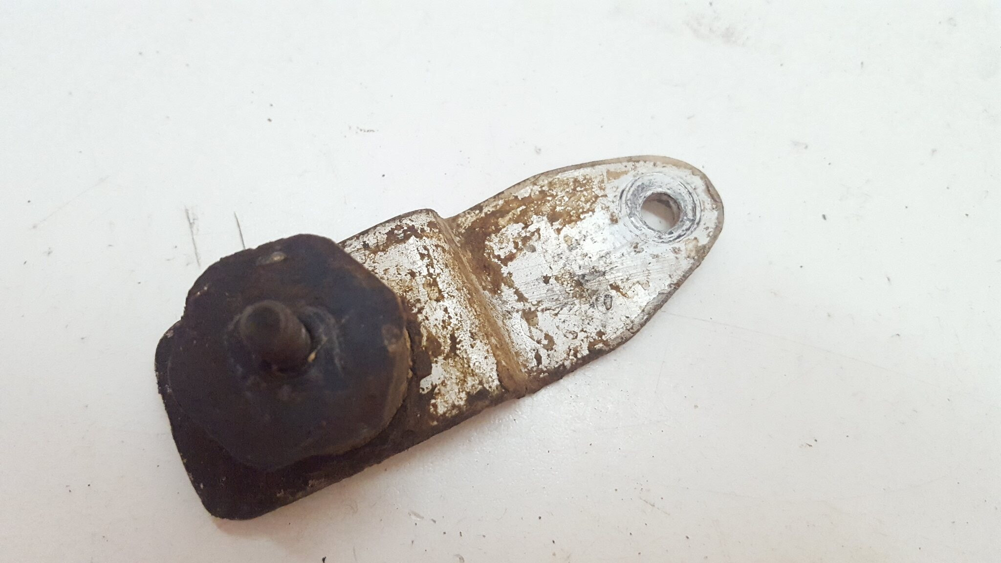 Muffler Stay Holder Bracket 1 Yamaha IT250L 1984 IT 250 L 84 #750 