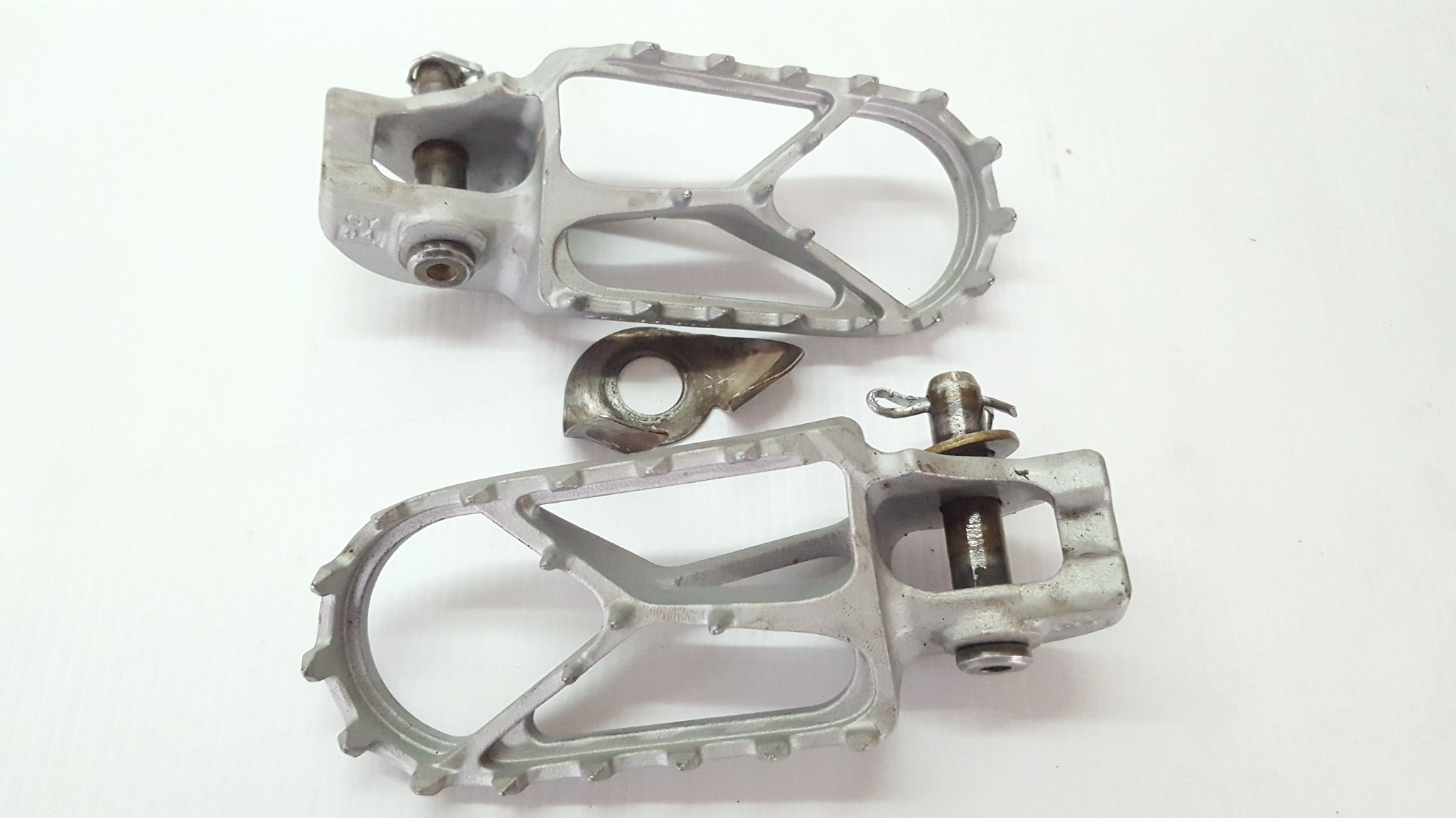 As New Foot Pegs Rests KTM 300EXC TPI 2020 300 250 EXC XC-W #775