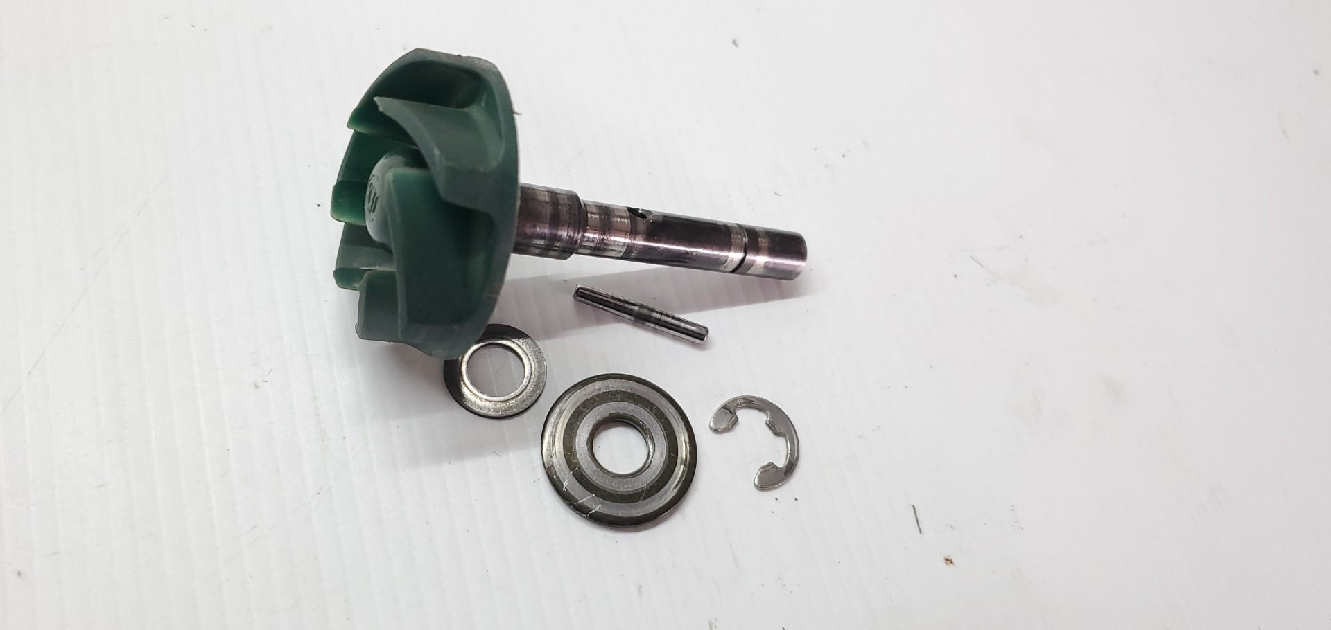 Water Pump Impeller Shaft Assembly Yamaha YZ125 1997 YZ 125 #800