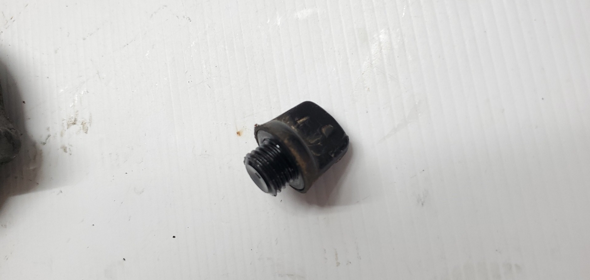 Oil Filler Cap Plug Lever Yamaha IT250L 1984 IT 250 L 84 #750 