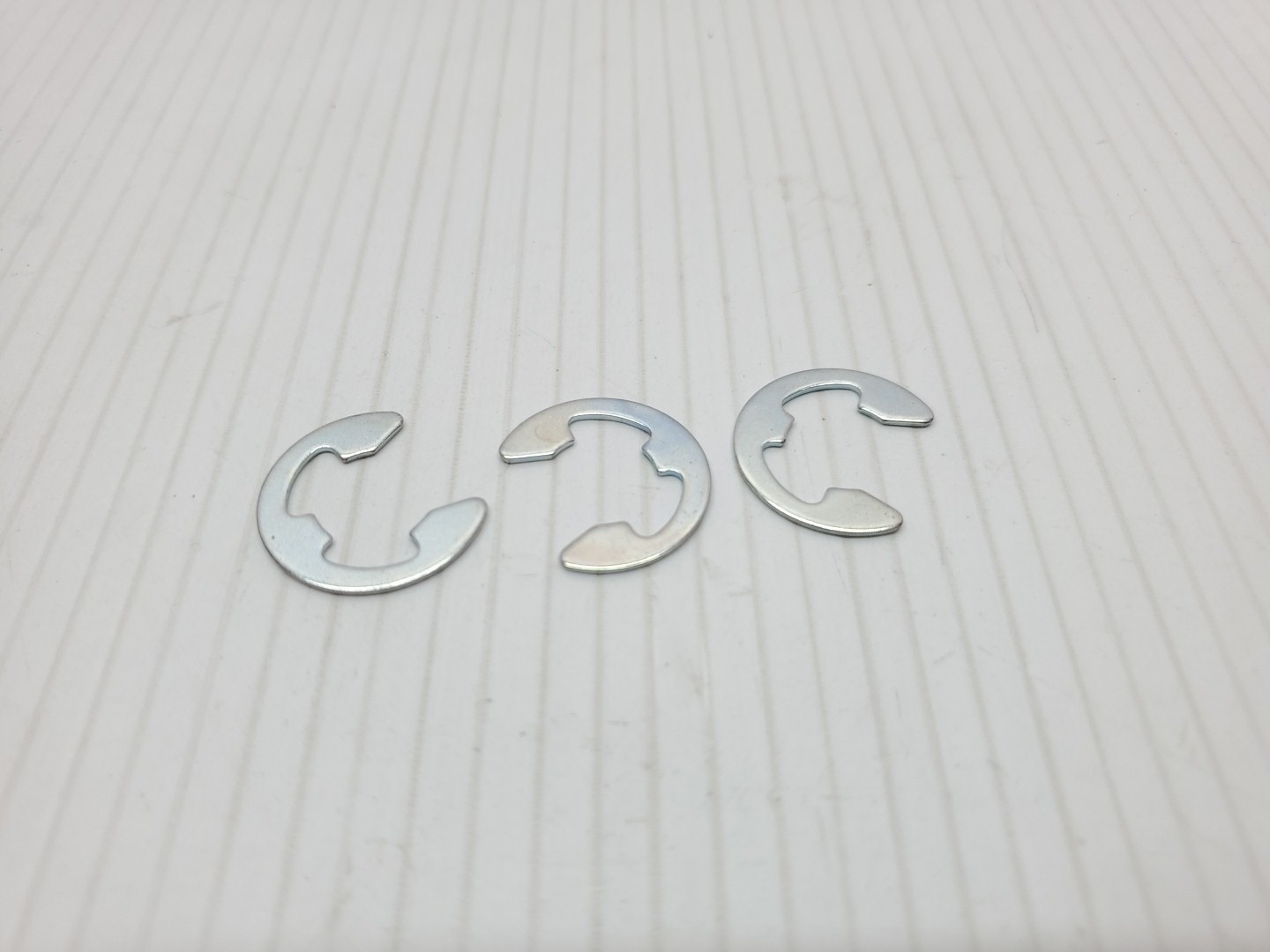 New Kawasaki Voyager Vulcan KX 250 Set of 3 Type E Circlips 482L0200 NOS