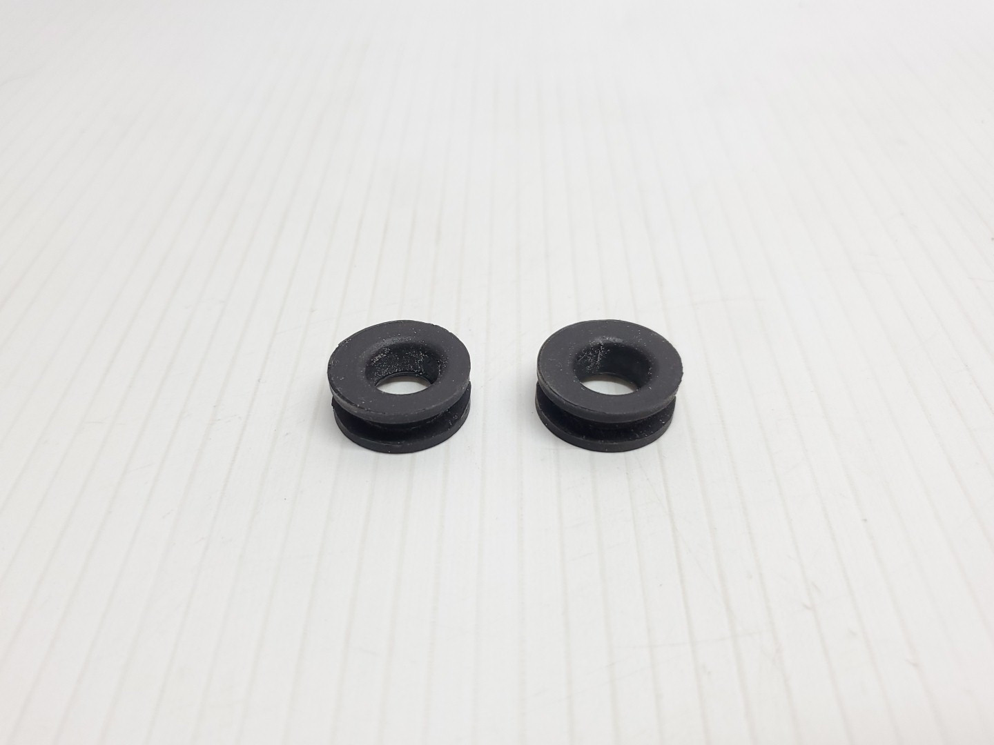 New Kawasaki Ninja 1000SX 1000ABS Z400 Pair of Rubber Dampers 92075-1634 NOS
