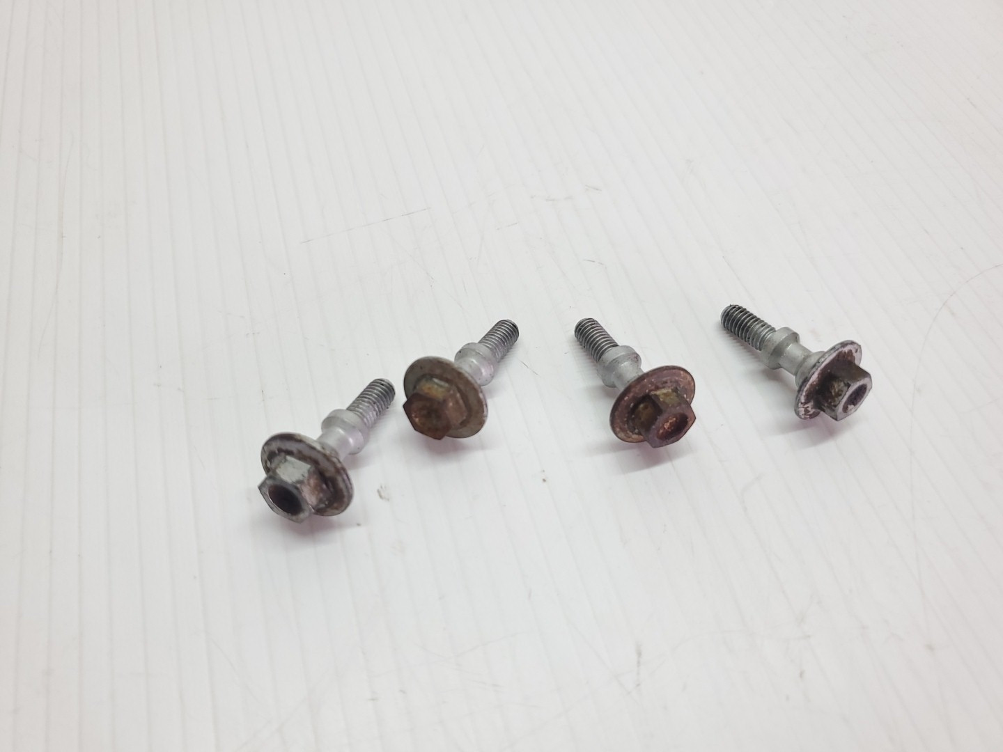 1 Only Cylinder Head Valve Cover Bolt Screw 450EXC-R 450 500 690 KTM 2008 #817