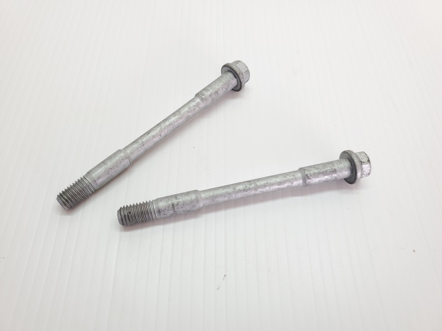 New Genuine Engine Mount Bolts Husqvarna TE250i 2022 TE 250 300 17-23 #852 KTM