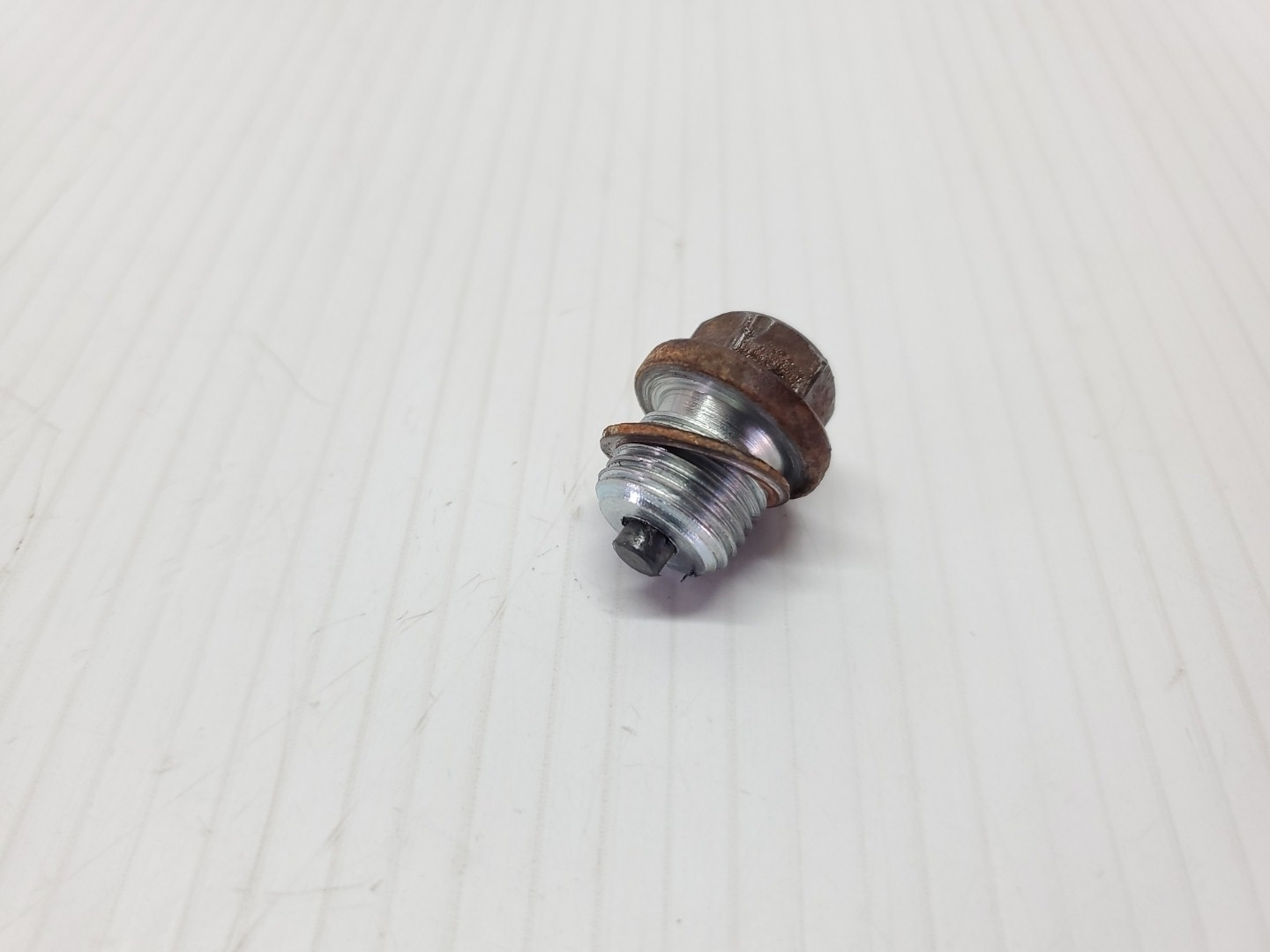 Suzuki DR650 2007 Oil Drain Plug DR650SE DR 650 SE 96-19 #821