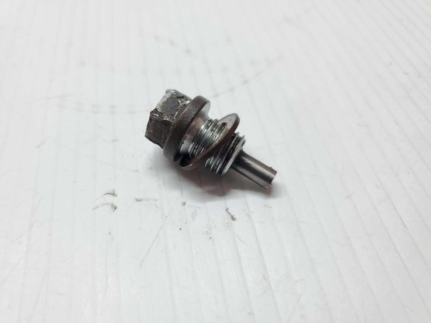 Husqvarna FE250 2017 Oil Drain Plug FE 250 350 450 501 16-21 #BY