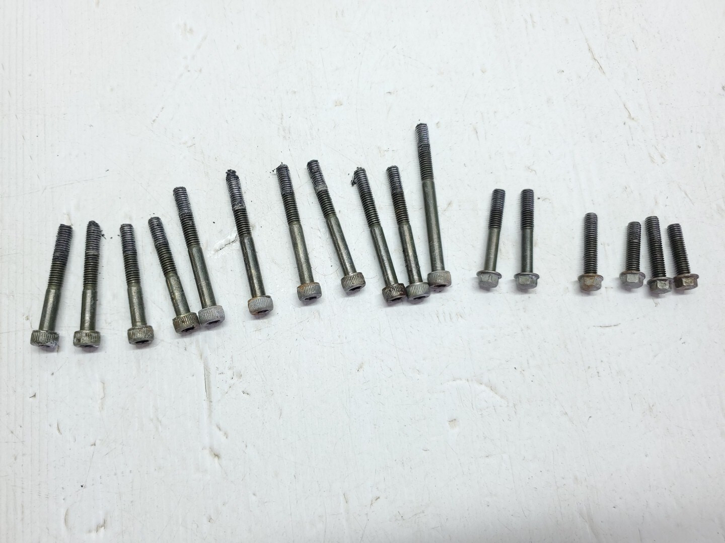 Yamaha YZ125 2003 Crankcase Bolts YZ 125 97-04 #871
