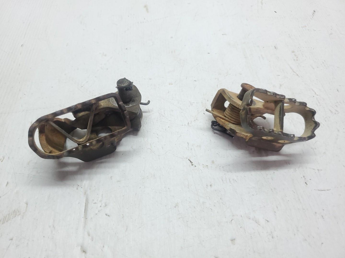 Yamaha TT600S Belgarda 1995 Footpegs NLA TT 600 S 95-96 #872