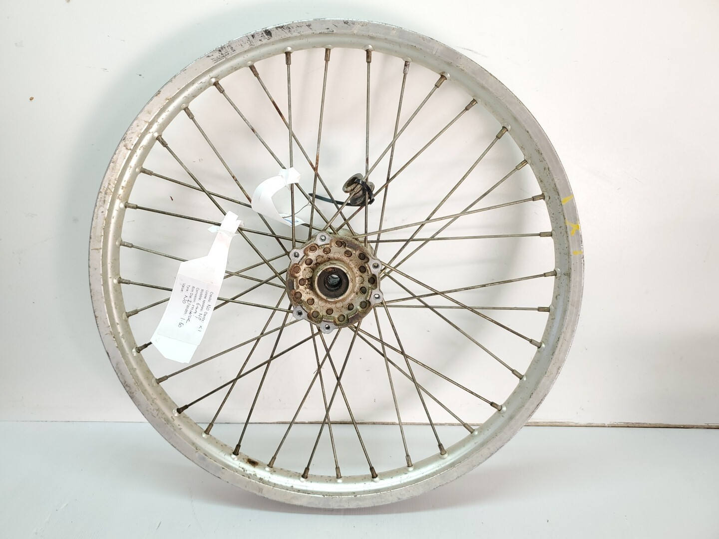 Yamaha DT200R 1998 Front Wheel Rim Hub DT 200 R 95-98 #864